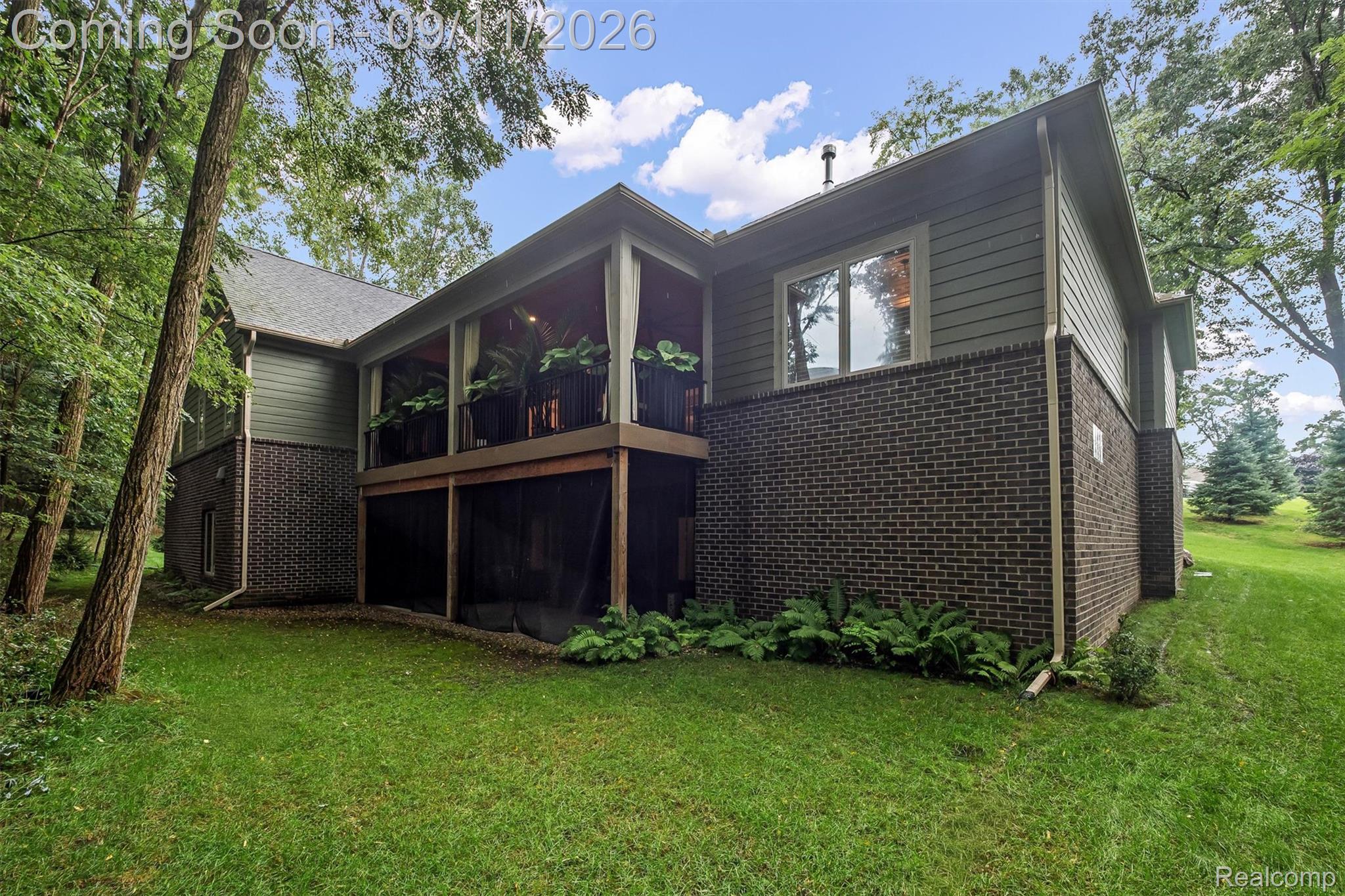1220 Lacrosse Trail