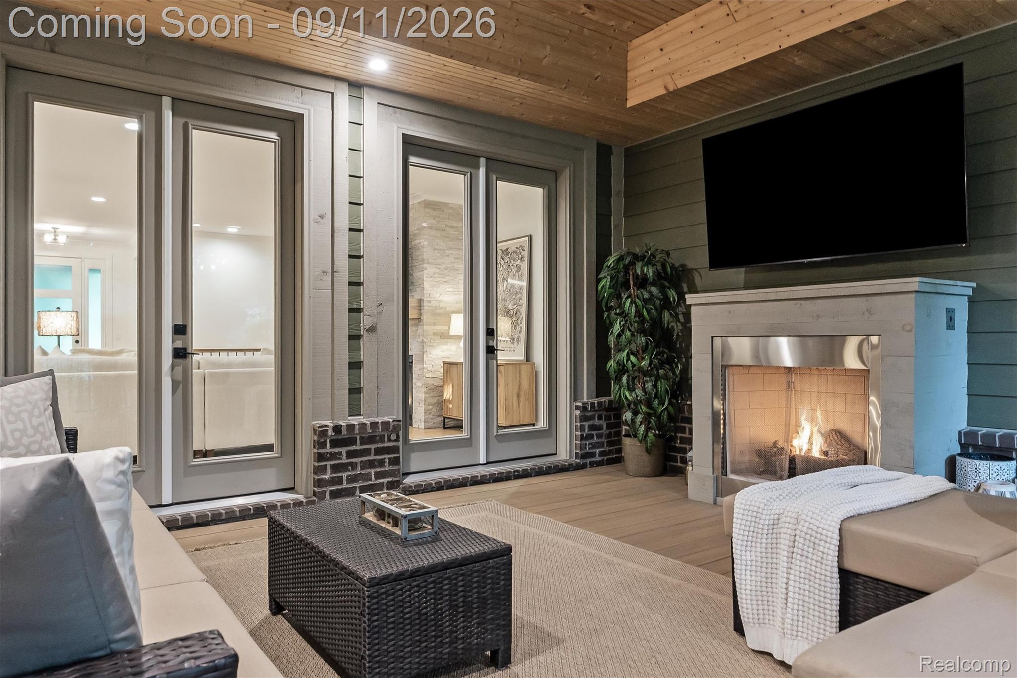 1220 Lacrosse Trail