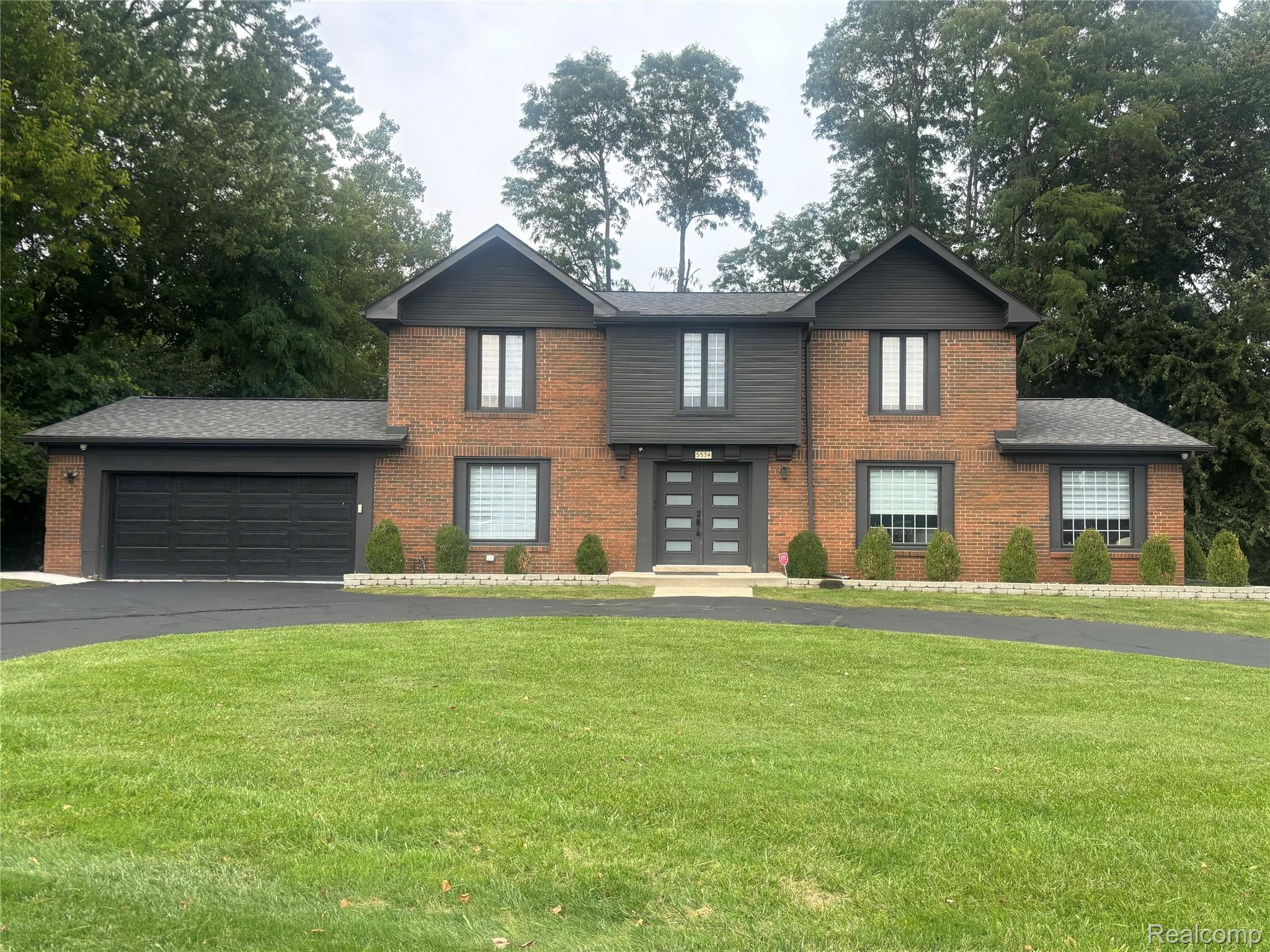 5534 Apple Ridge Trail