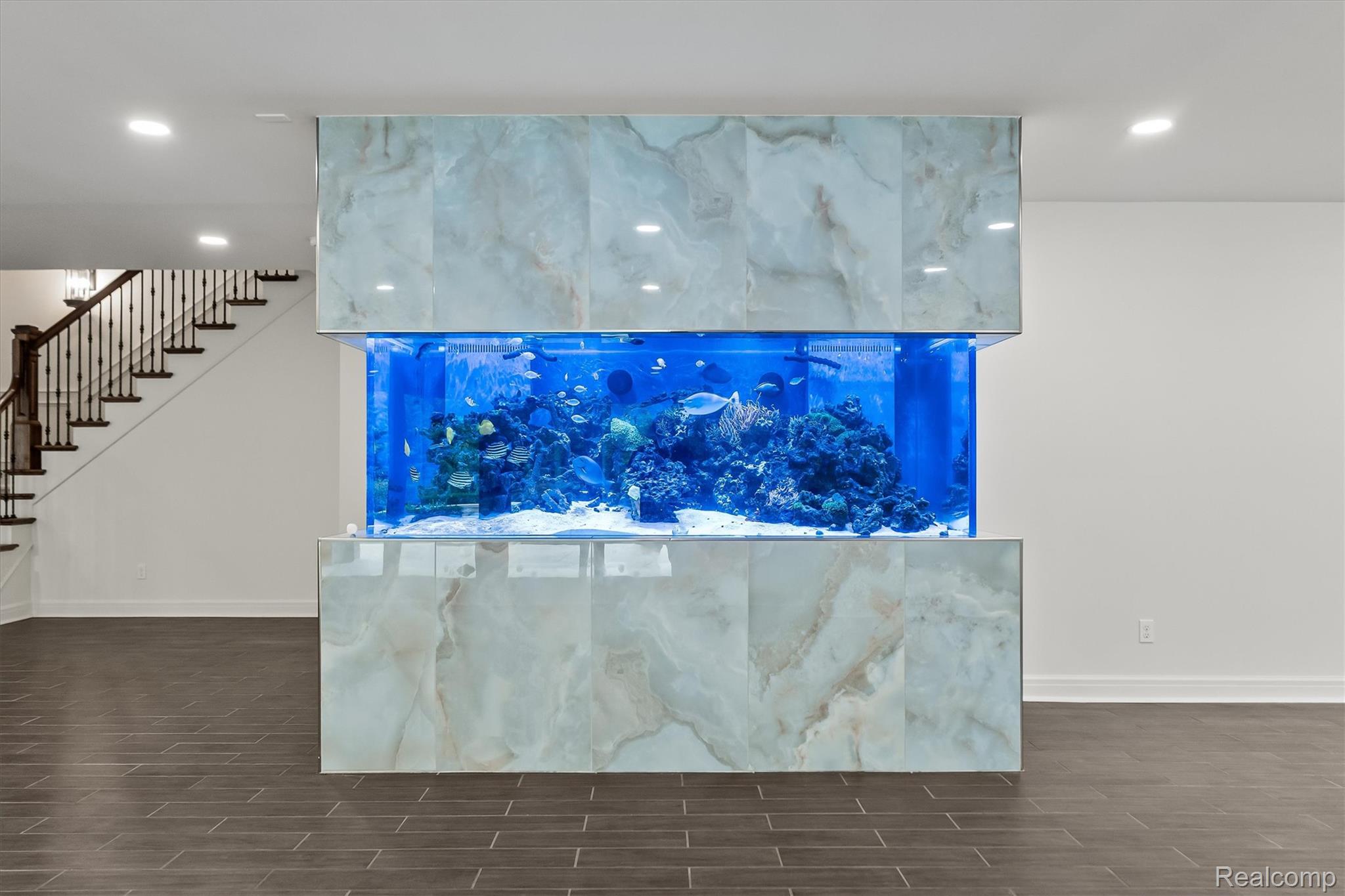 2475 Creekside Court
