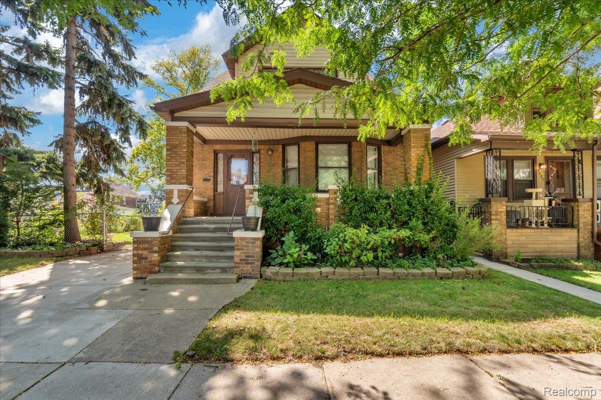 4639 52nd Street