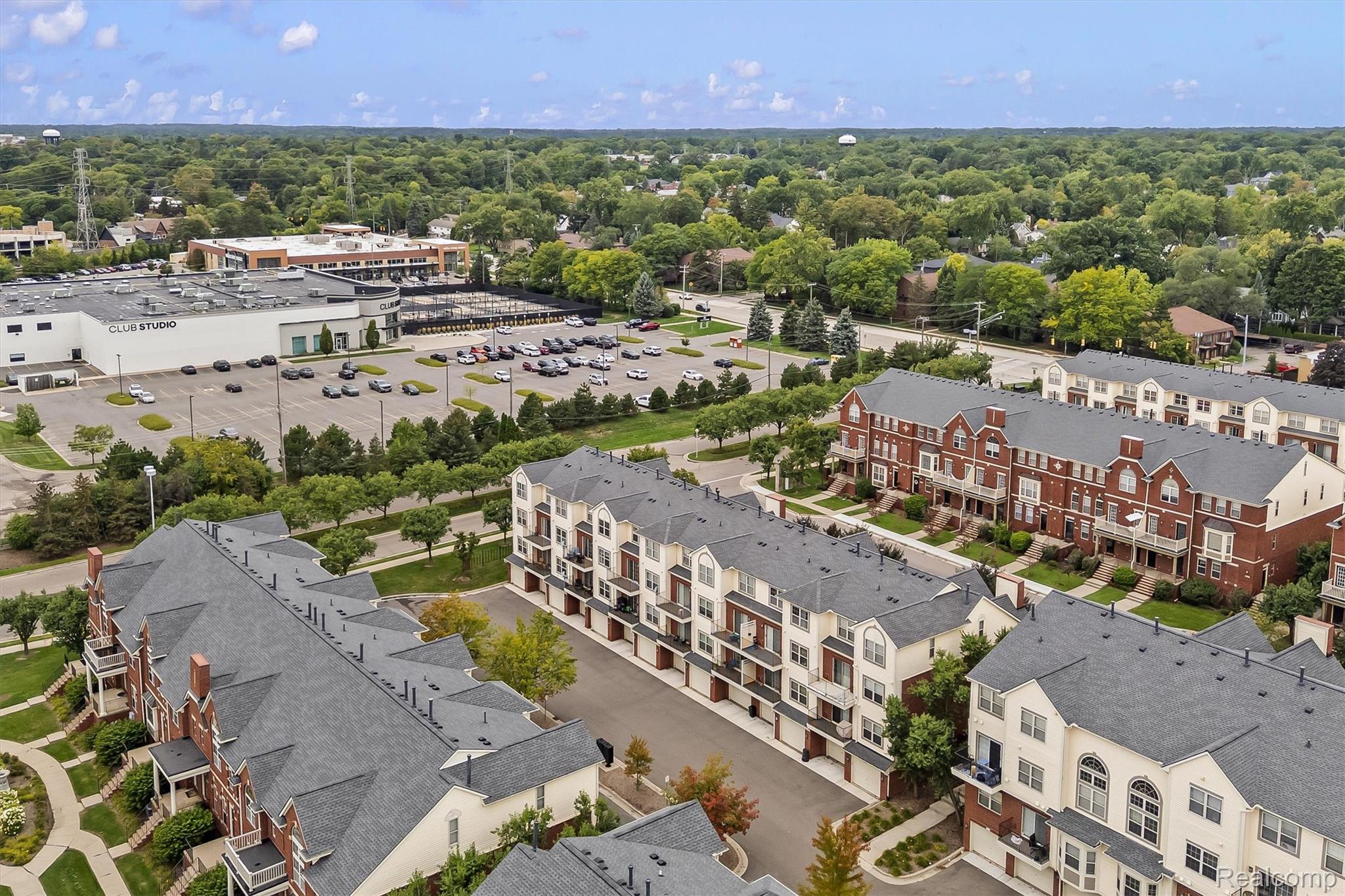 3276 Newbury Place Unit: 5