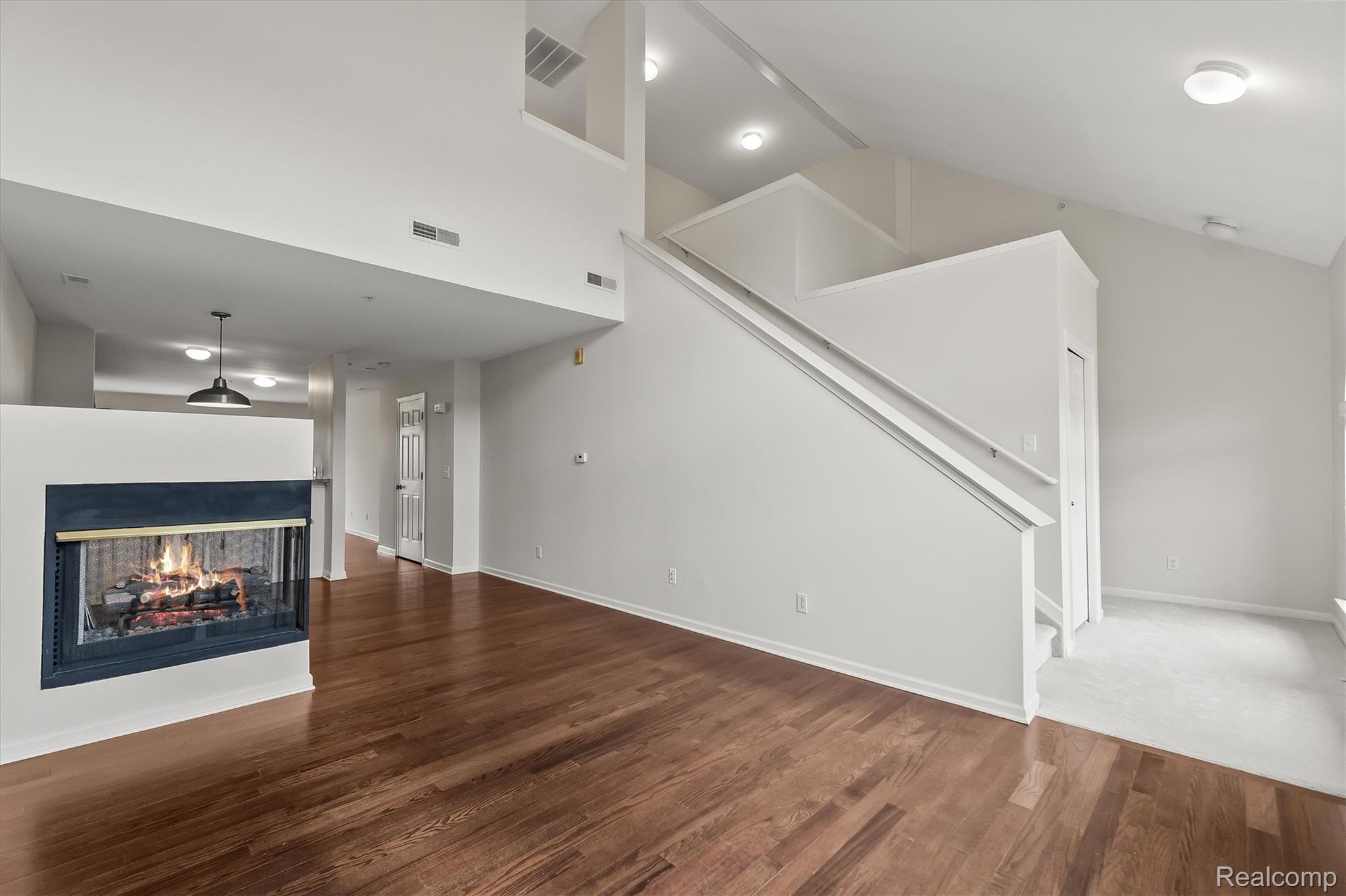 3276 Newbury Place Unit: 5