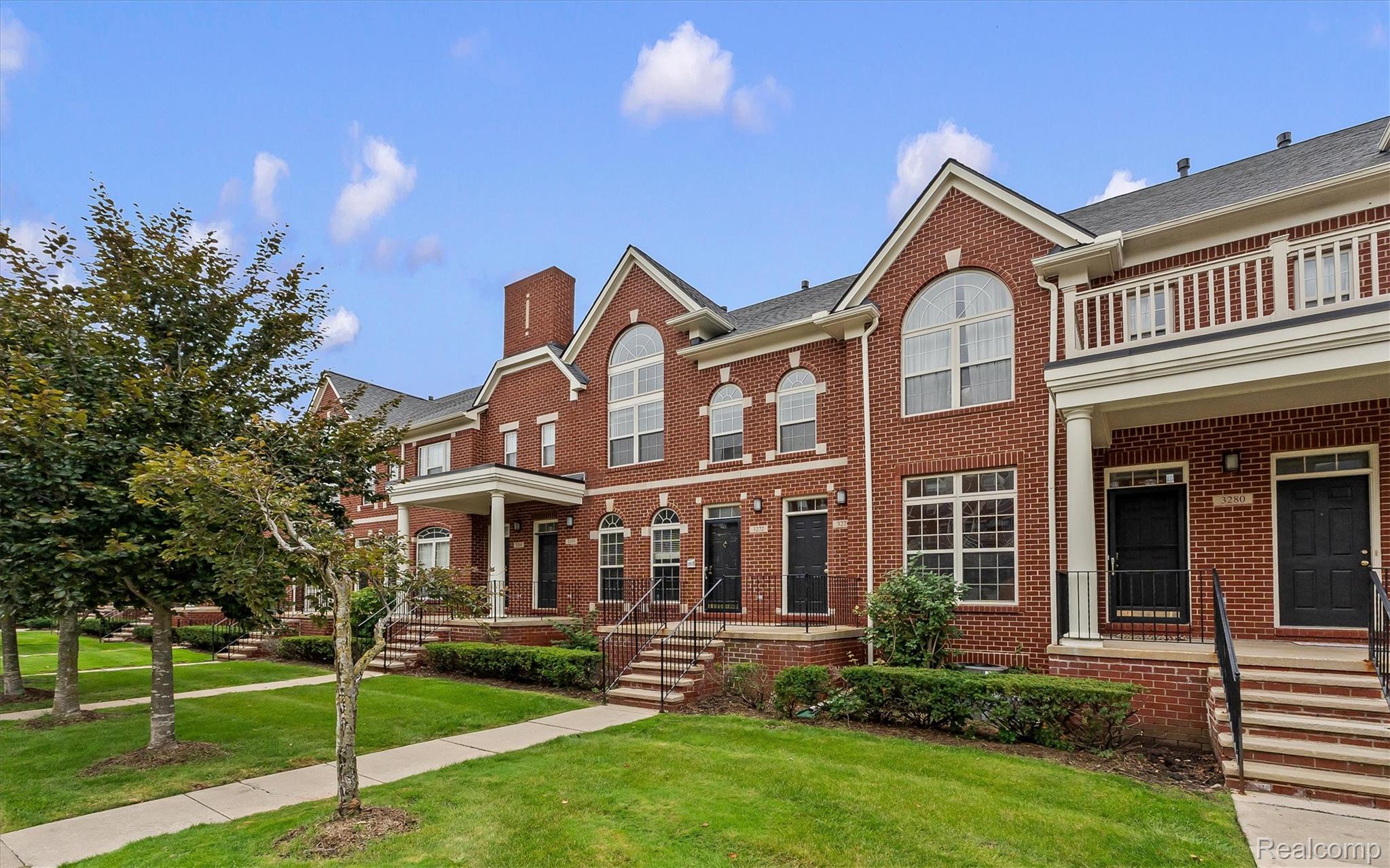 3276 Newbury Place Unit: 5