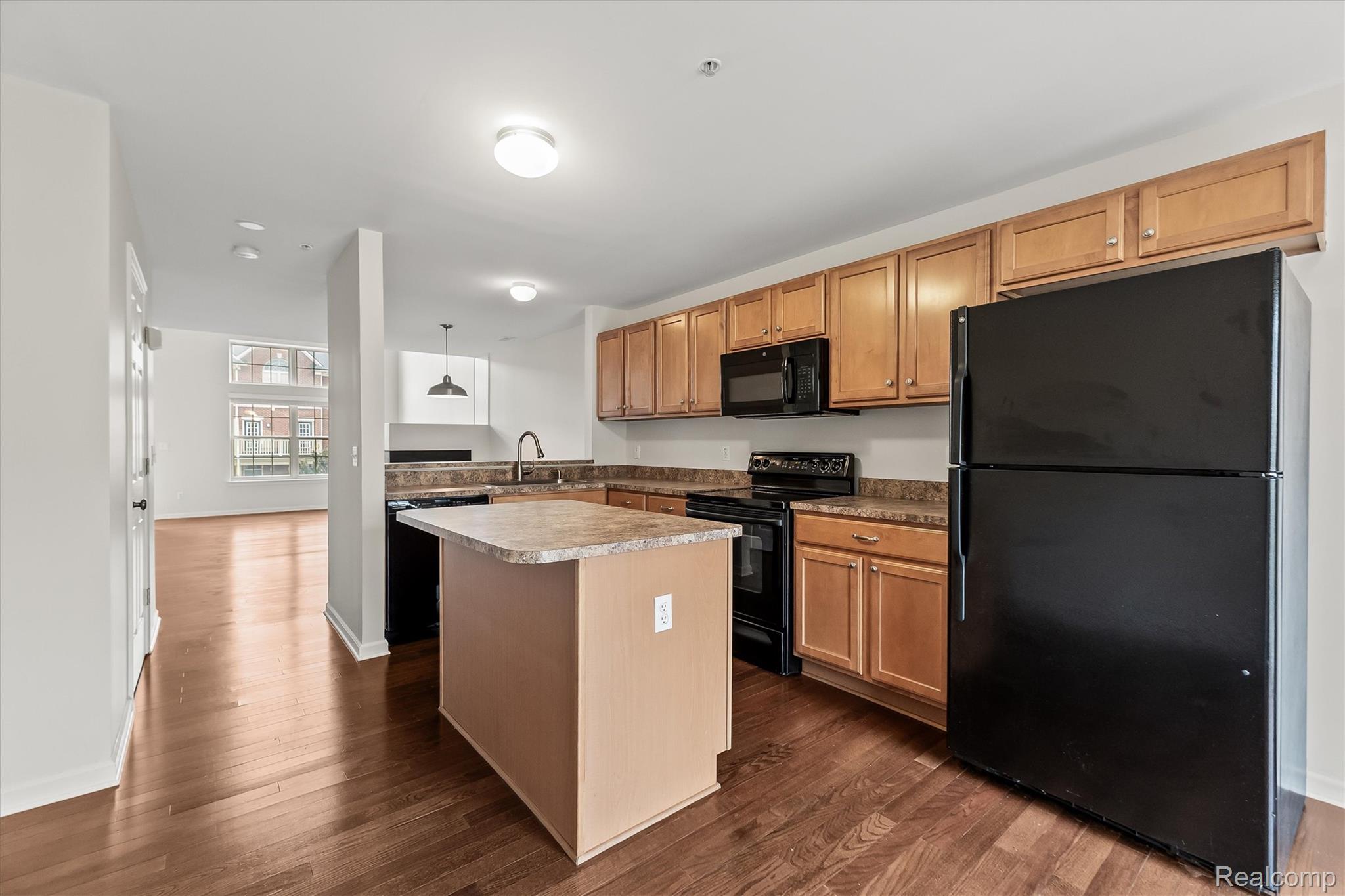 3276 Newbury Place Unit: 5