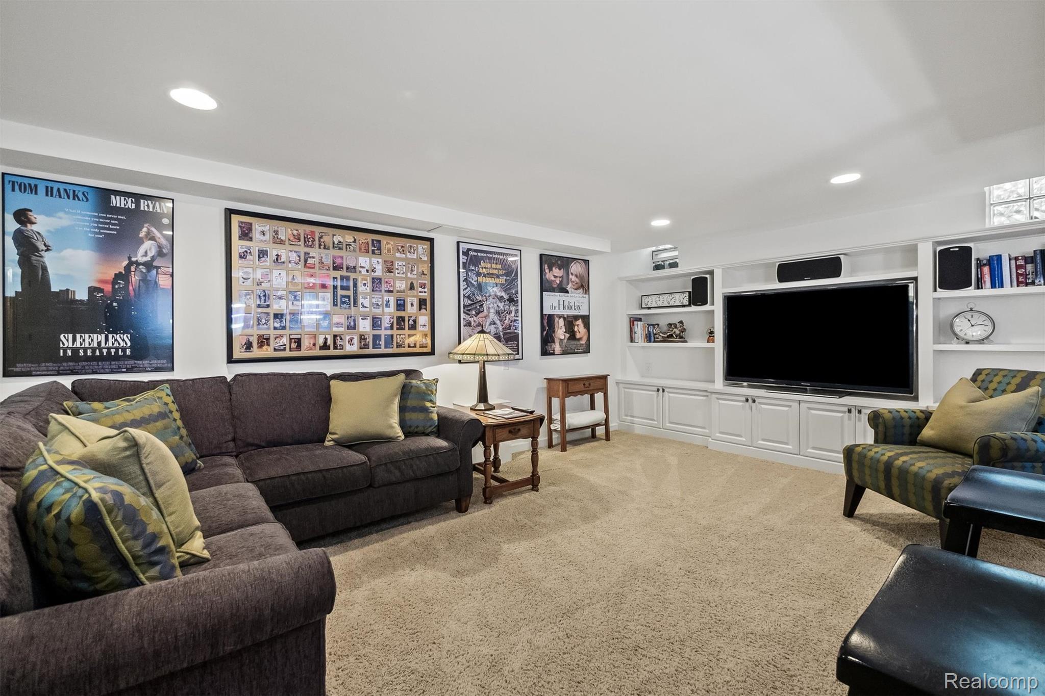 203 Aqua Court