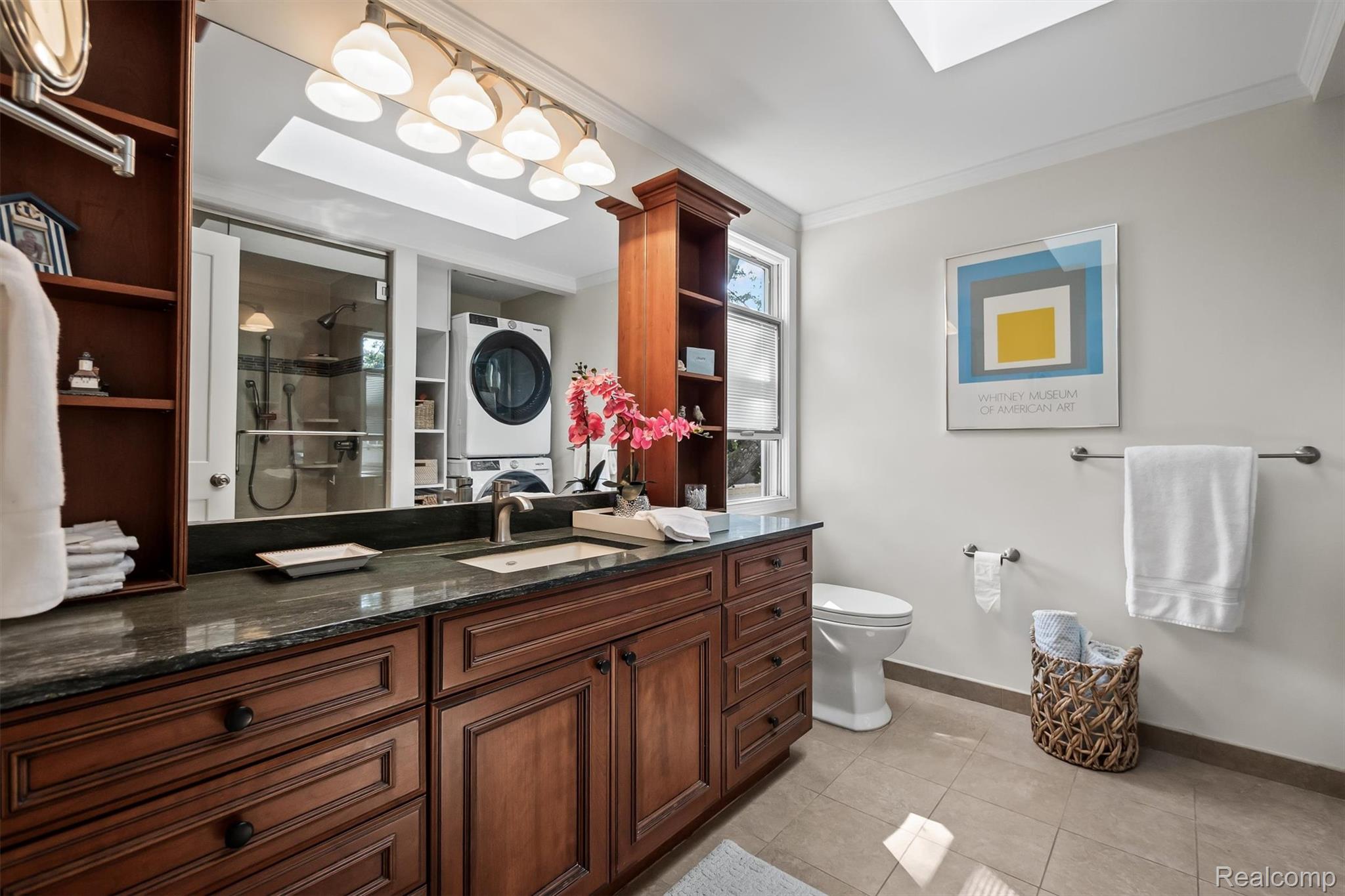203 Aqua Court