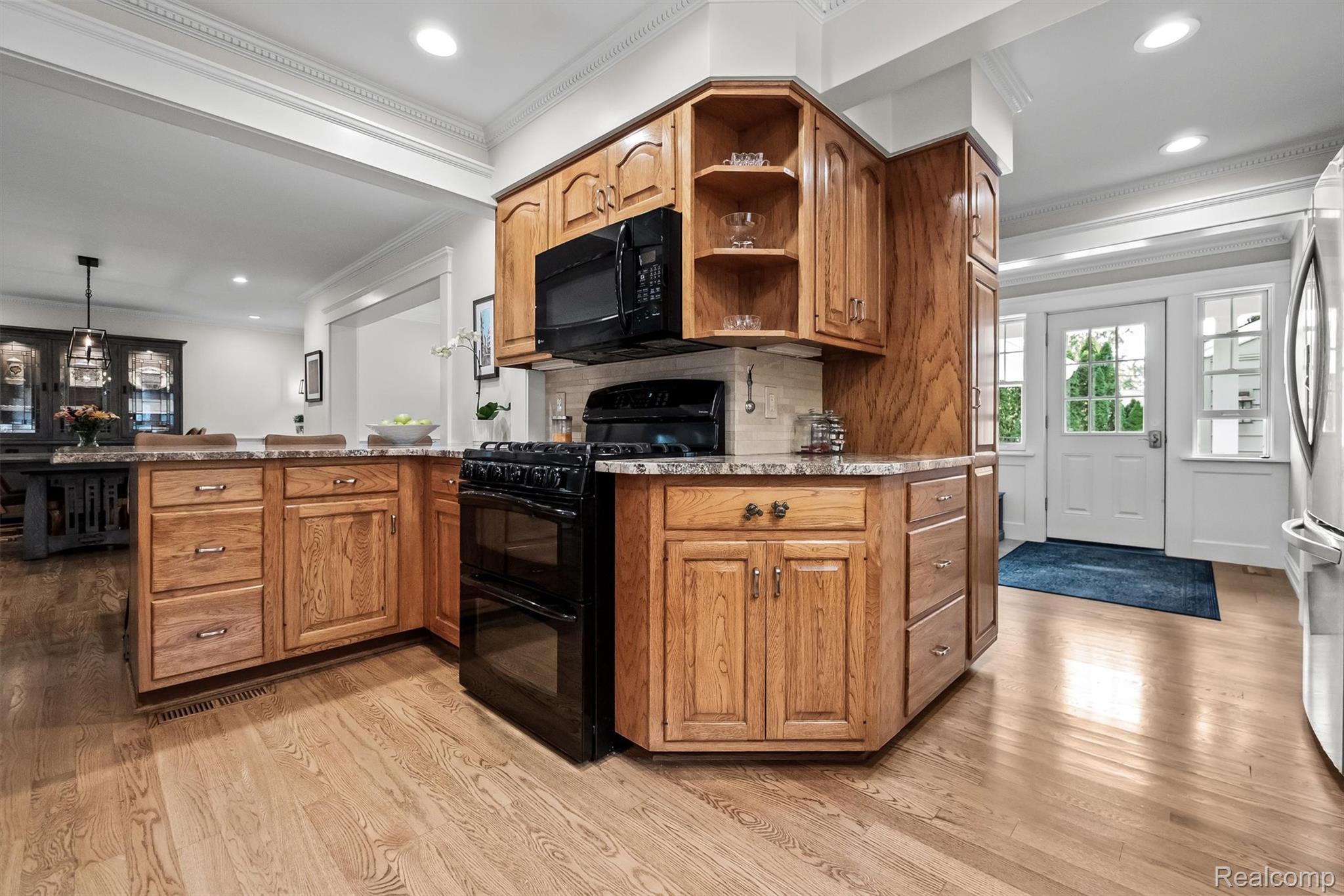203 Aqua Court