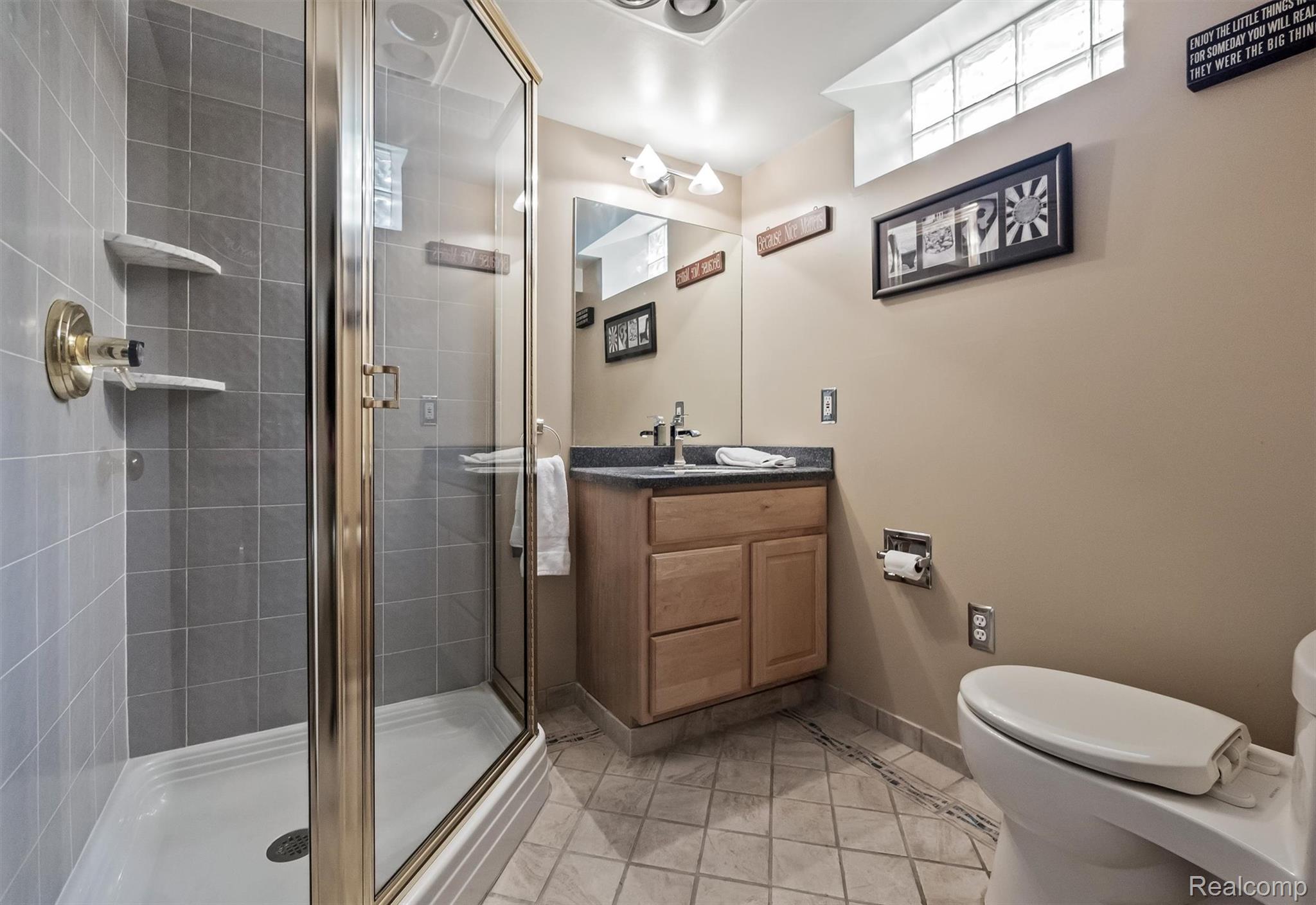 203 Aqua Court