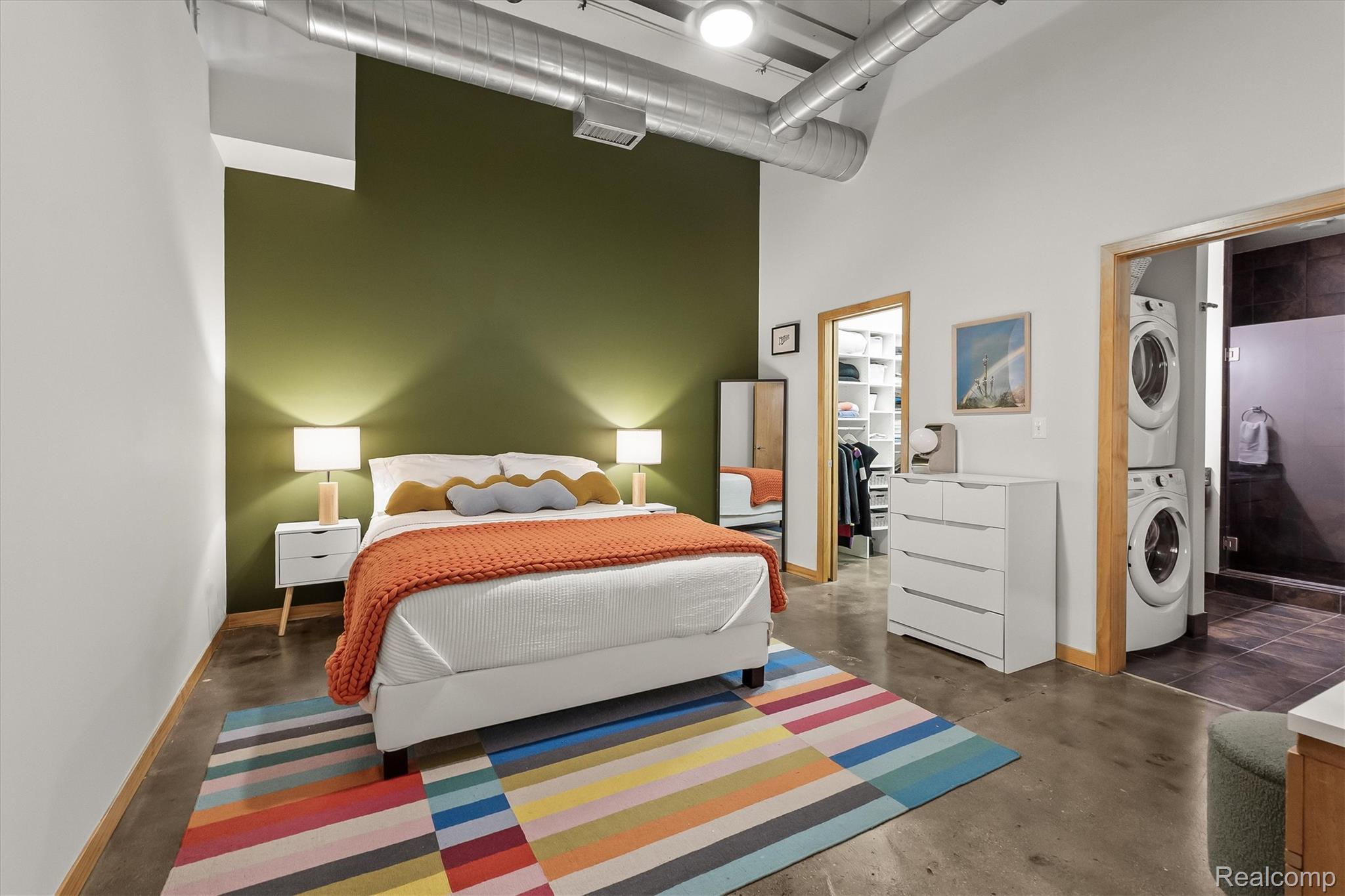 444 W Willis Street Unit: 304