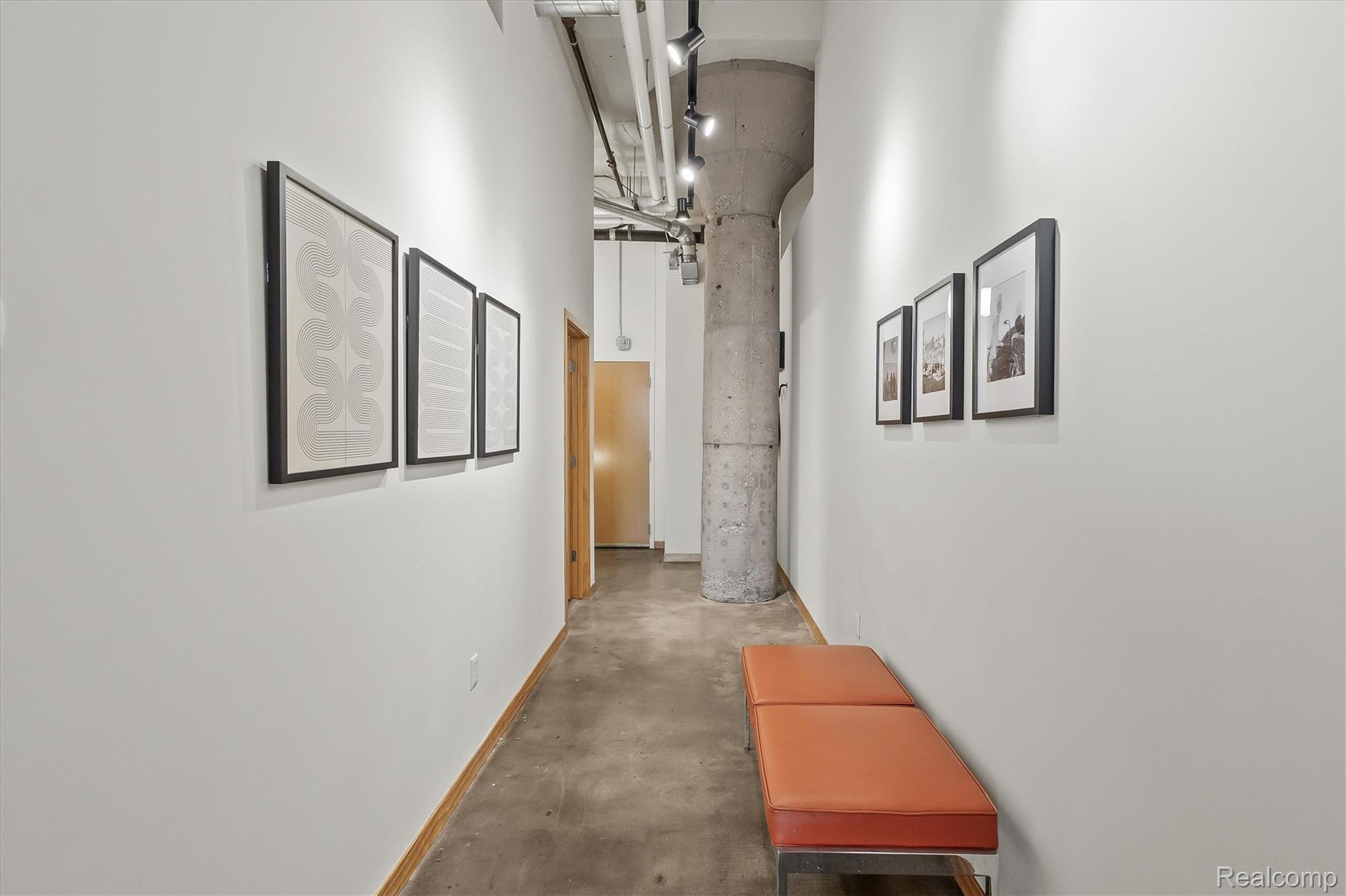 444 W Willis Street Unit: 304