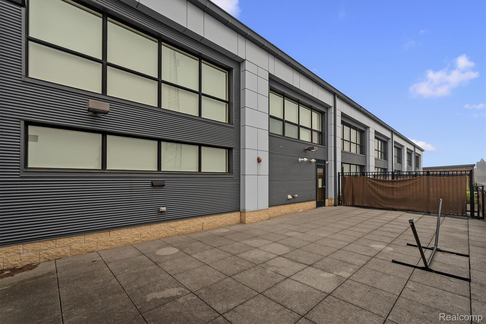 444 W Willis Street Unit: 304