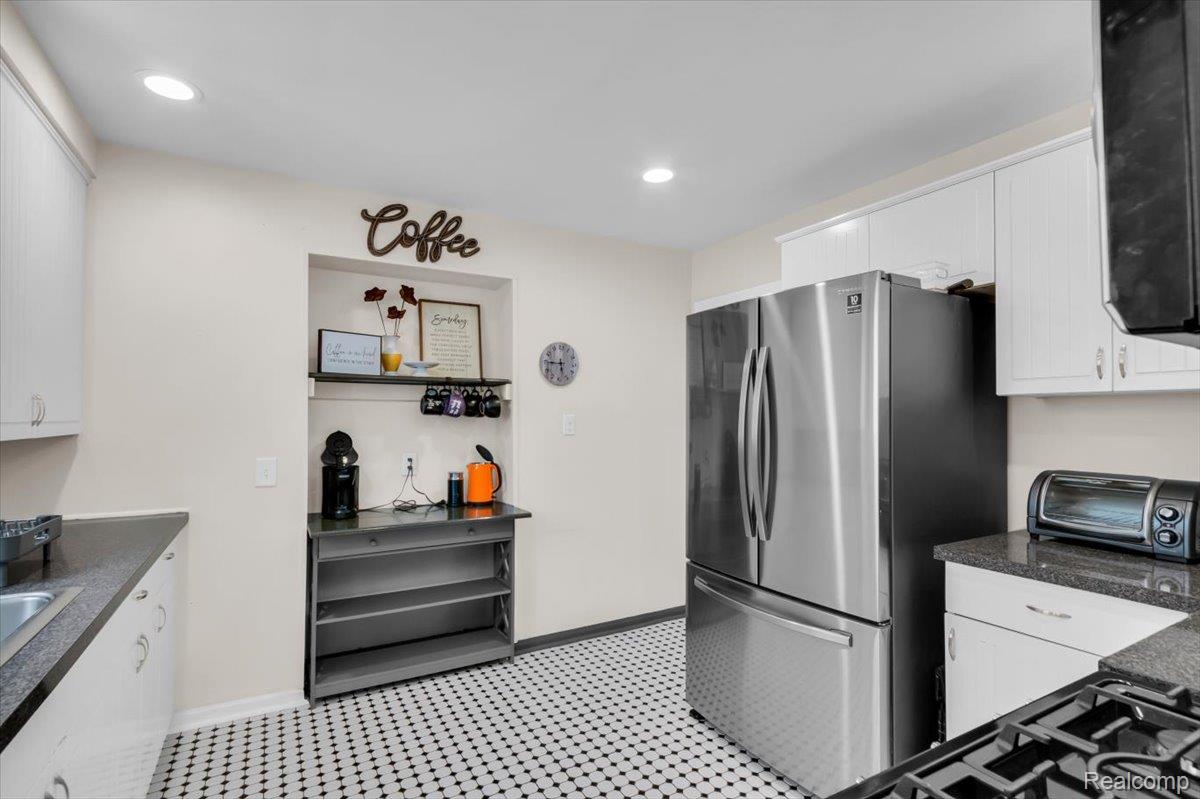 476 Touraine Road