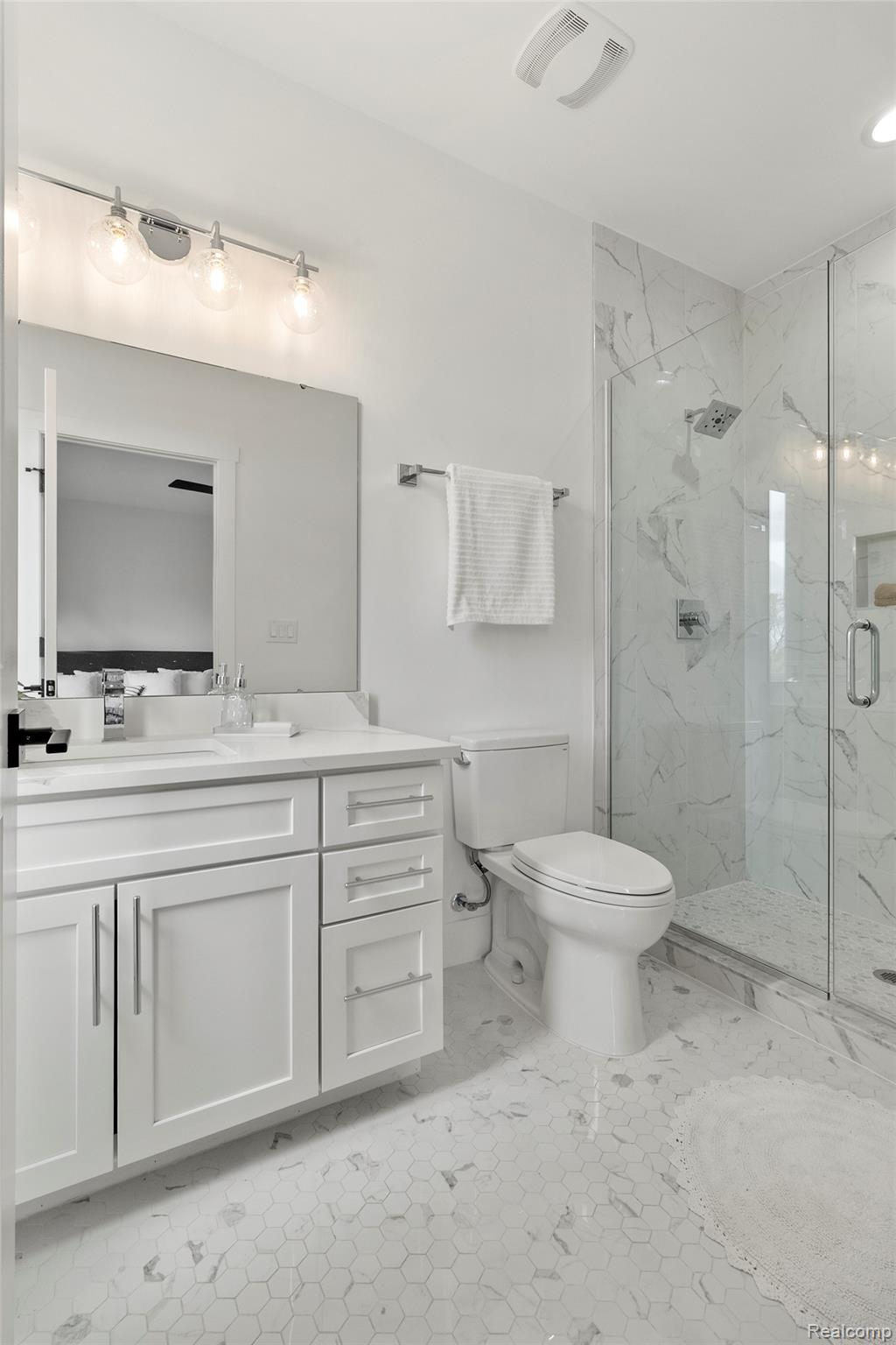 2037 11th Street Unit: 10