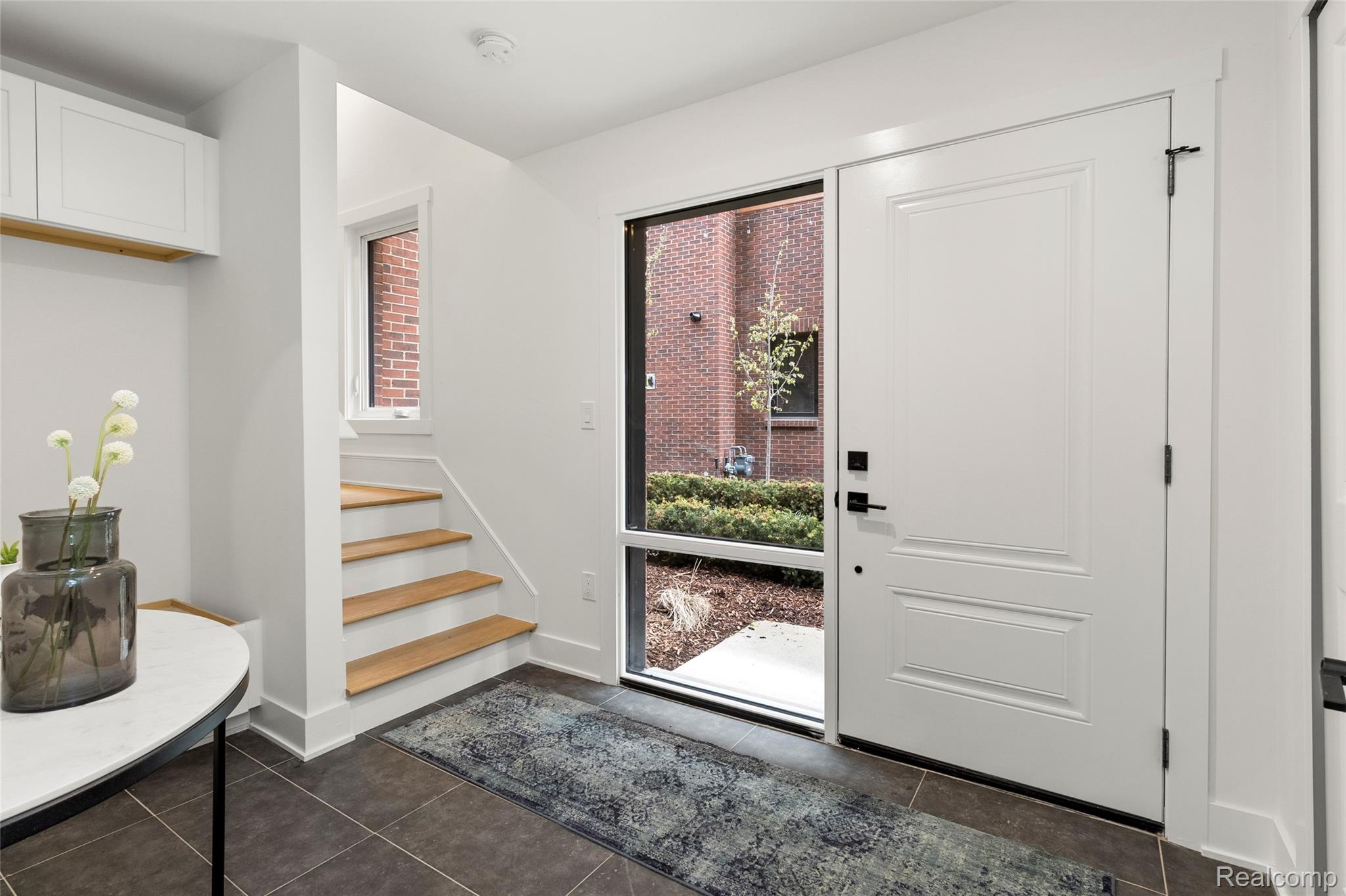 2037 11th Street Unit: 10