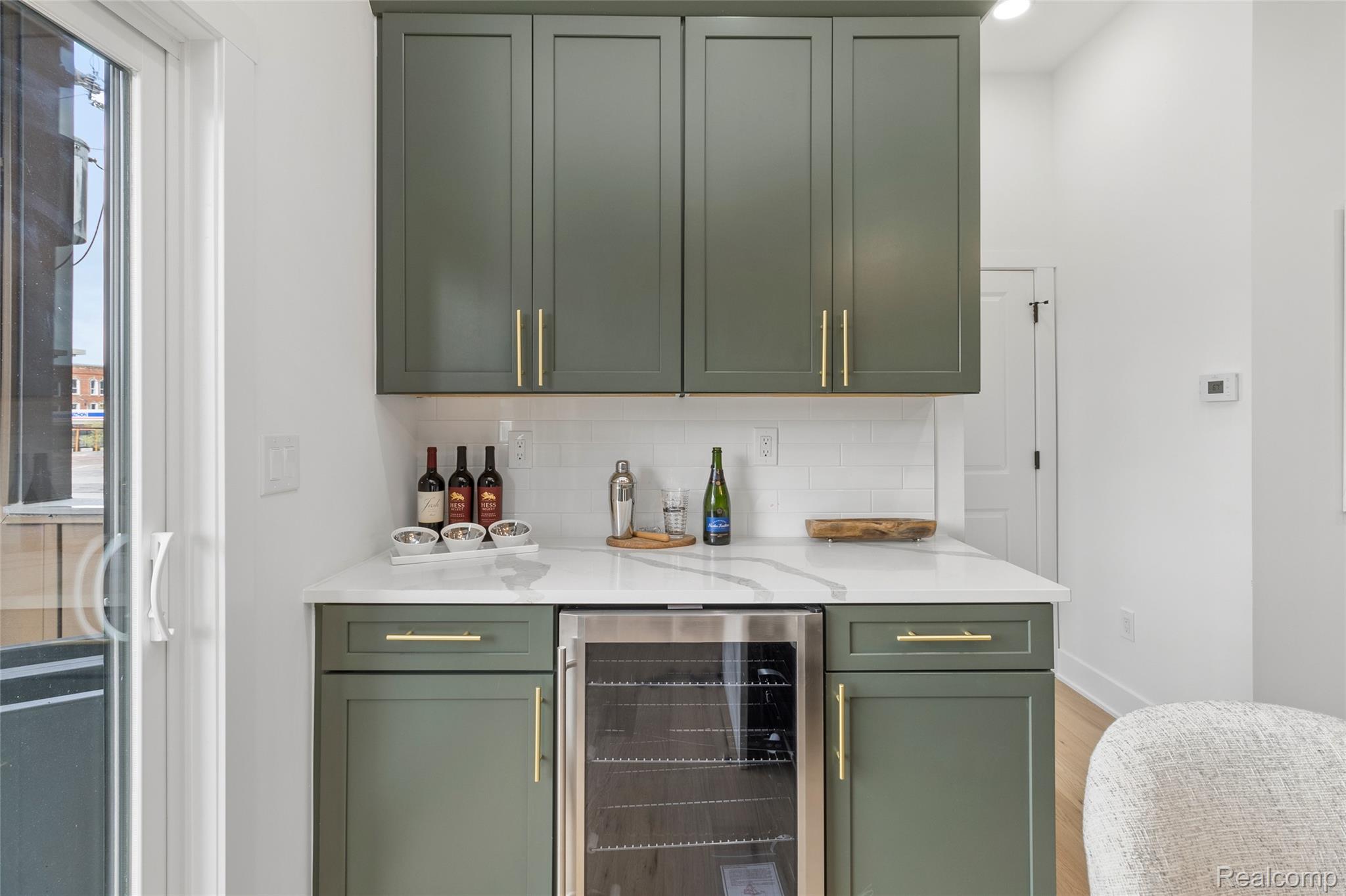 2037 11th Street Unit: 10