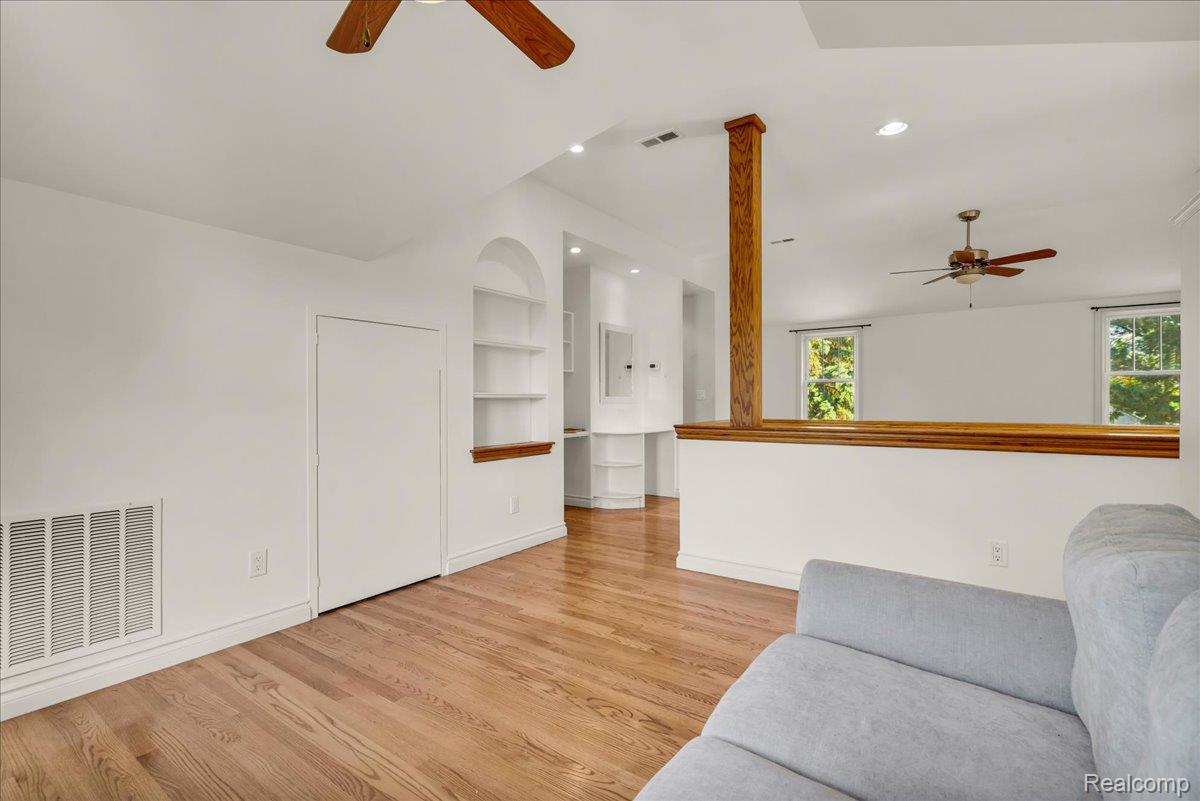 261 Preston Avenue