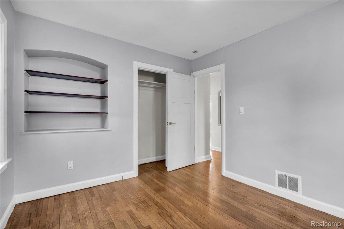 261 Preston Avenue