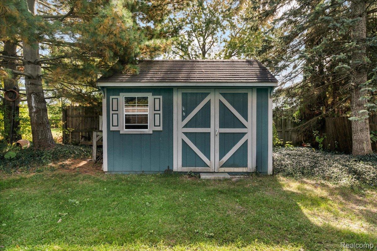 261 Preston Avenue