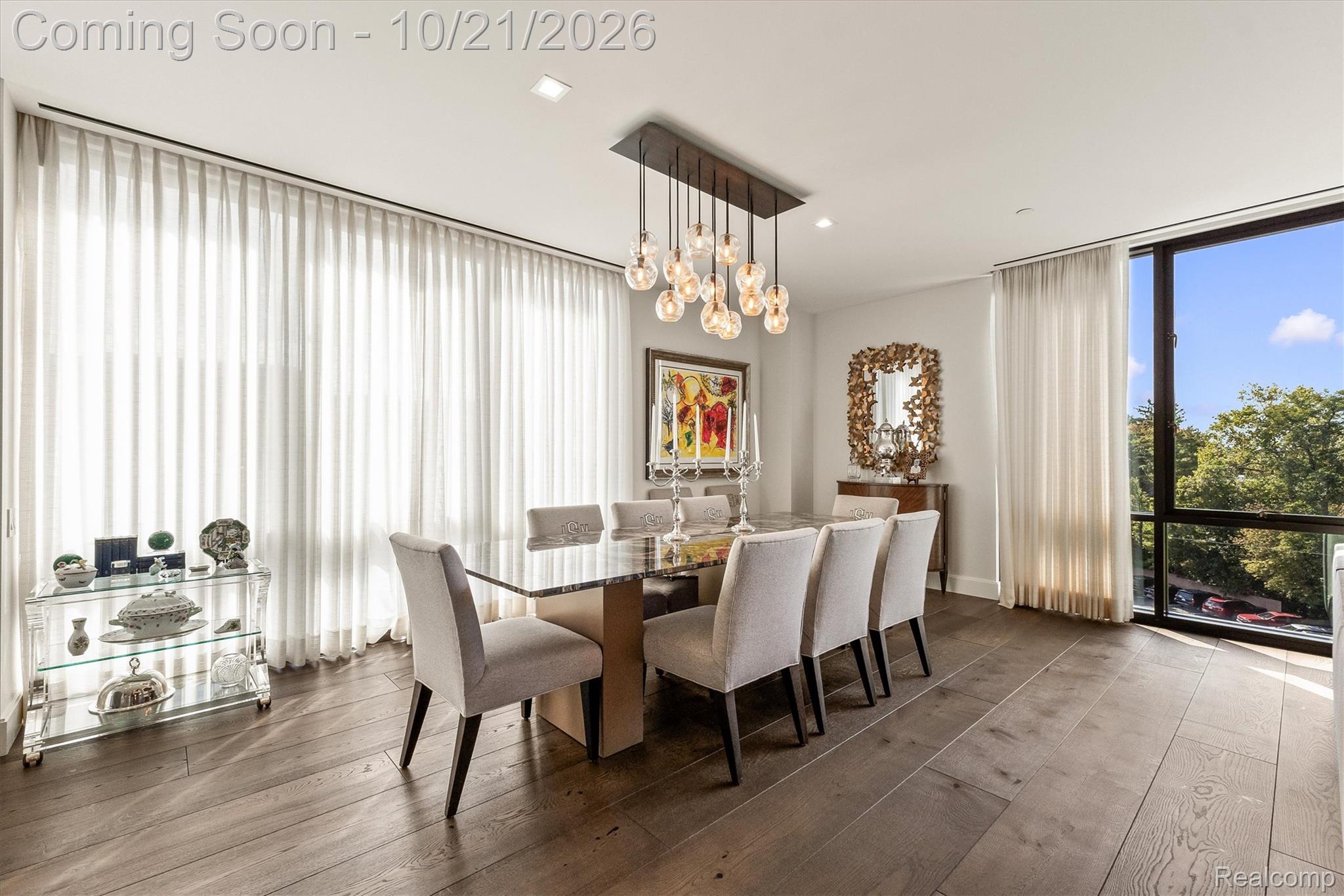369 N Old Woodward Avenue Unit: 406