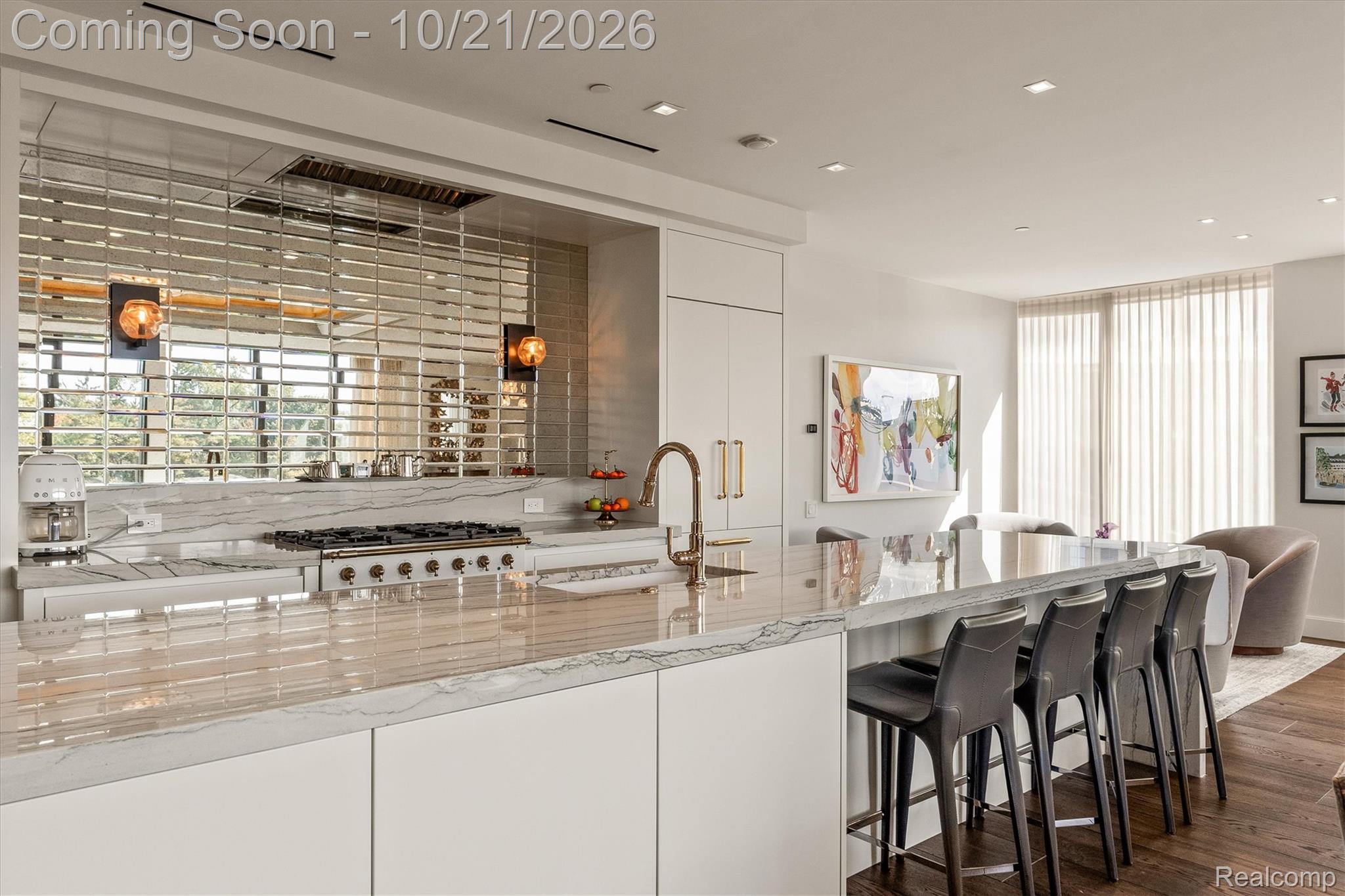 369 N Old Woodward Avenue Unit: 406