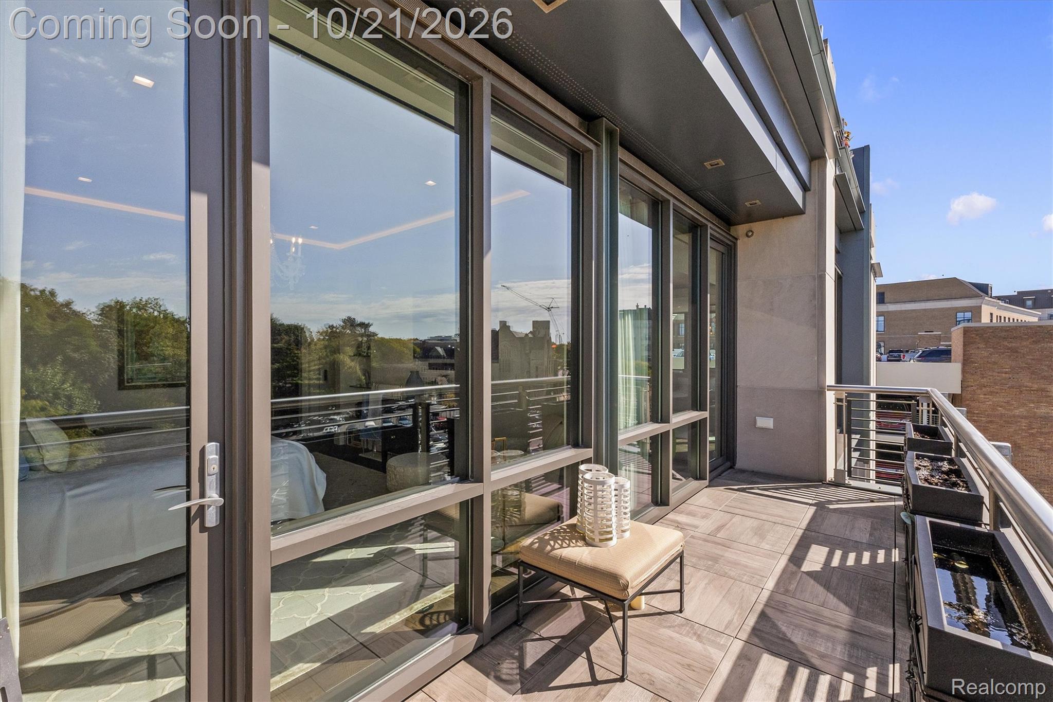 369 N Old Woodward Avenue Unit: 406