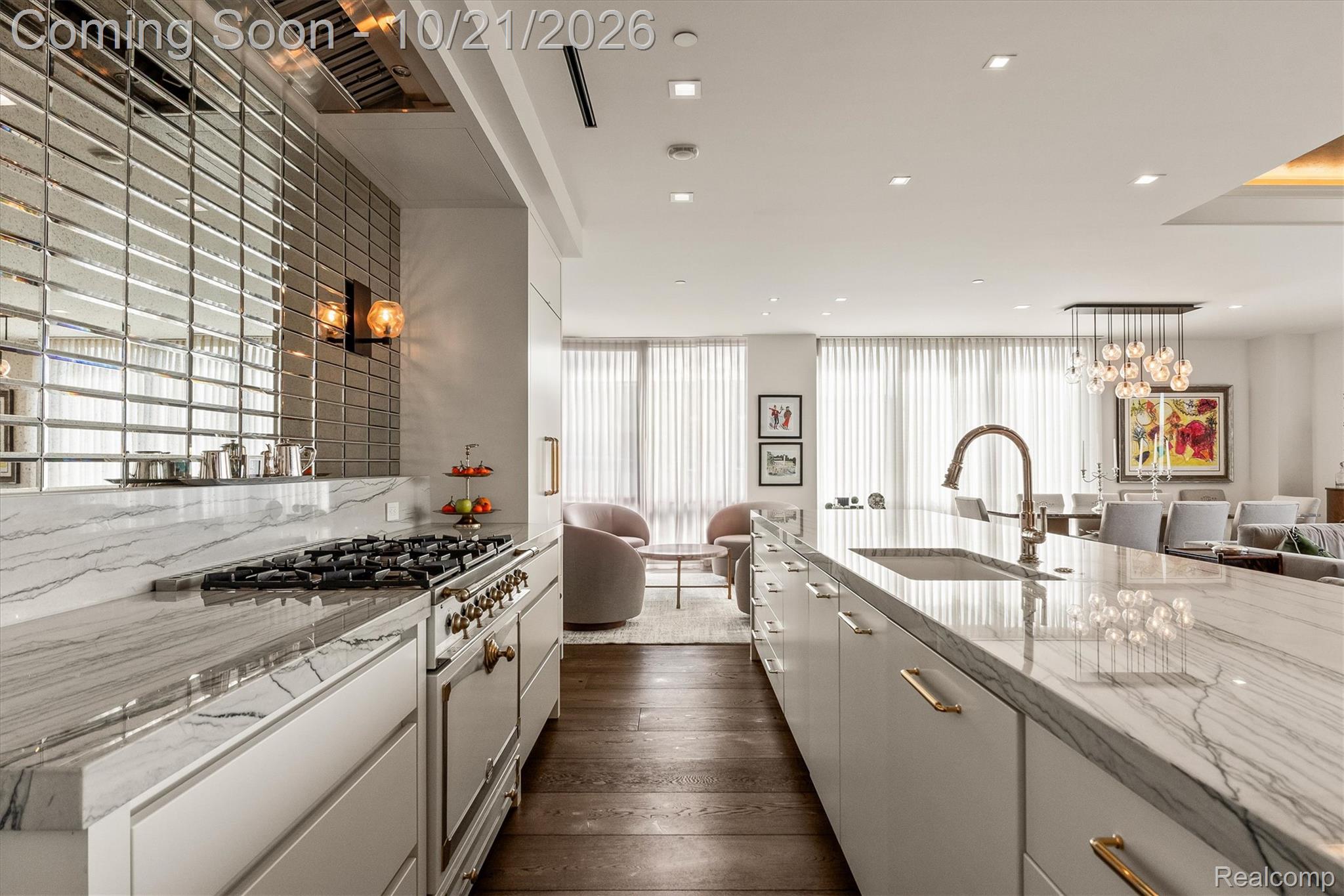 369 N Old Woodward Avenue Unit: 406