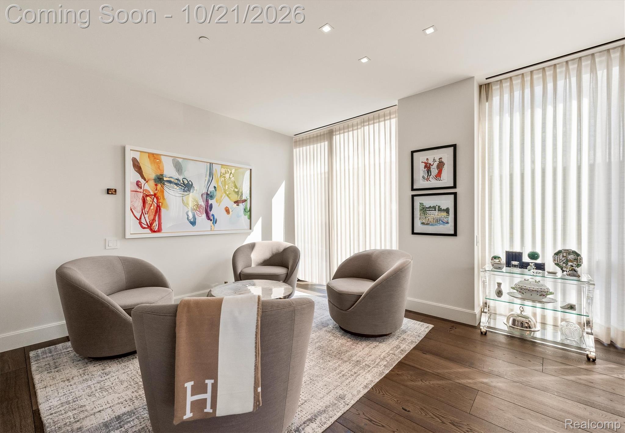 369 N Old Woodward Avenue Unit: 406