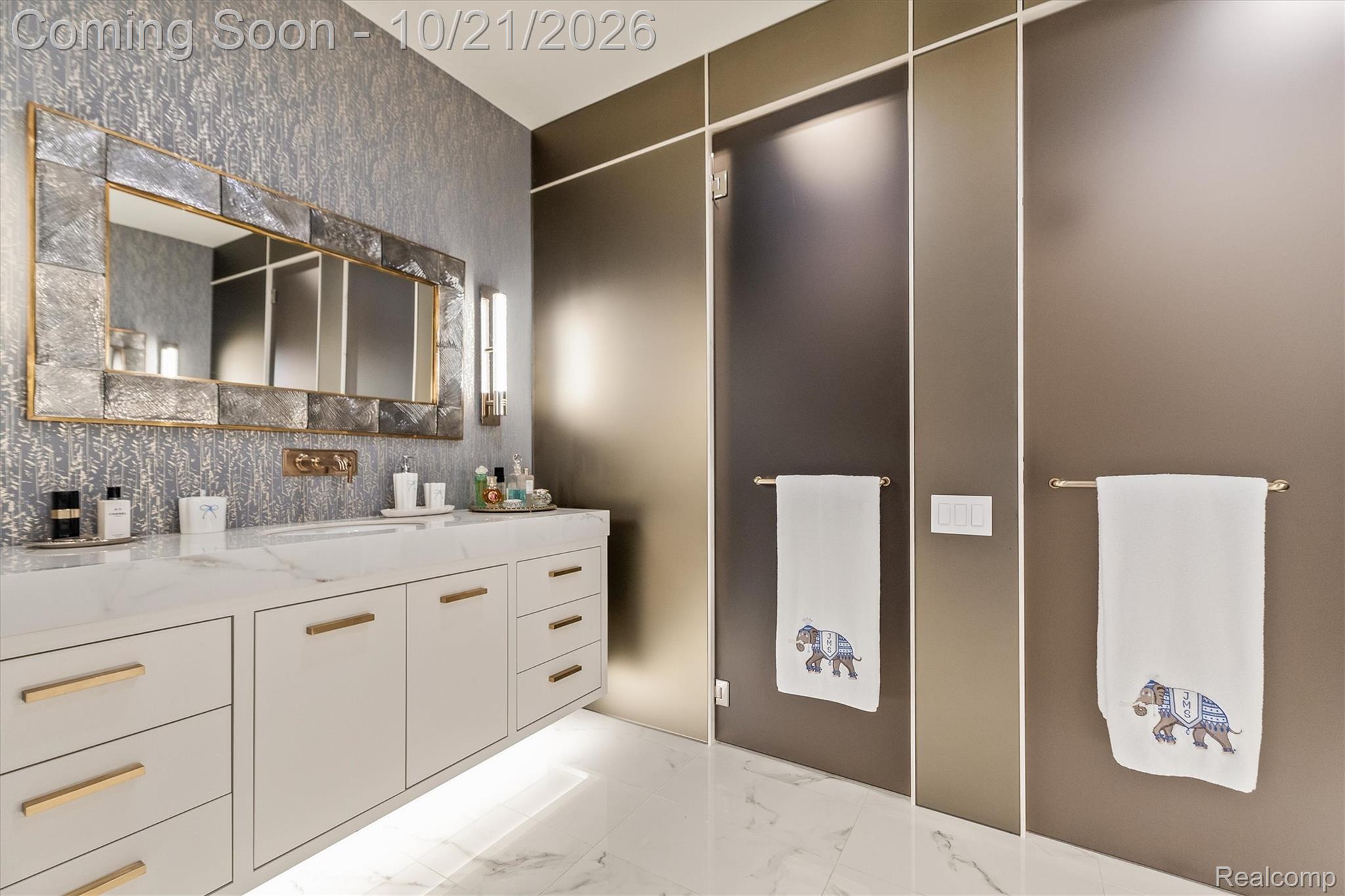 369 N Old Woodward Avenue Unit: 406