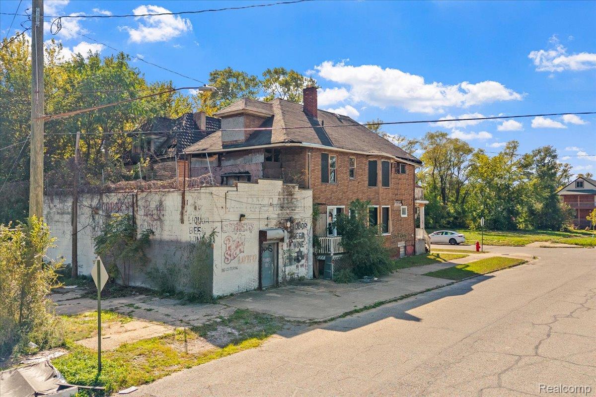 7810 Goethe ST