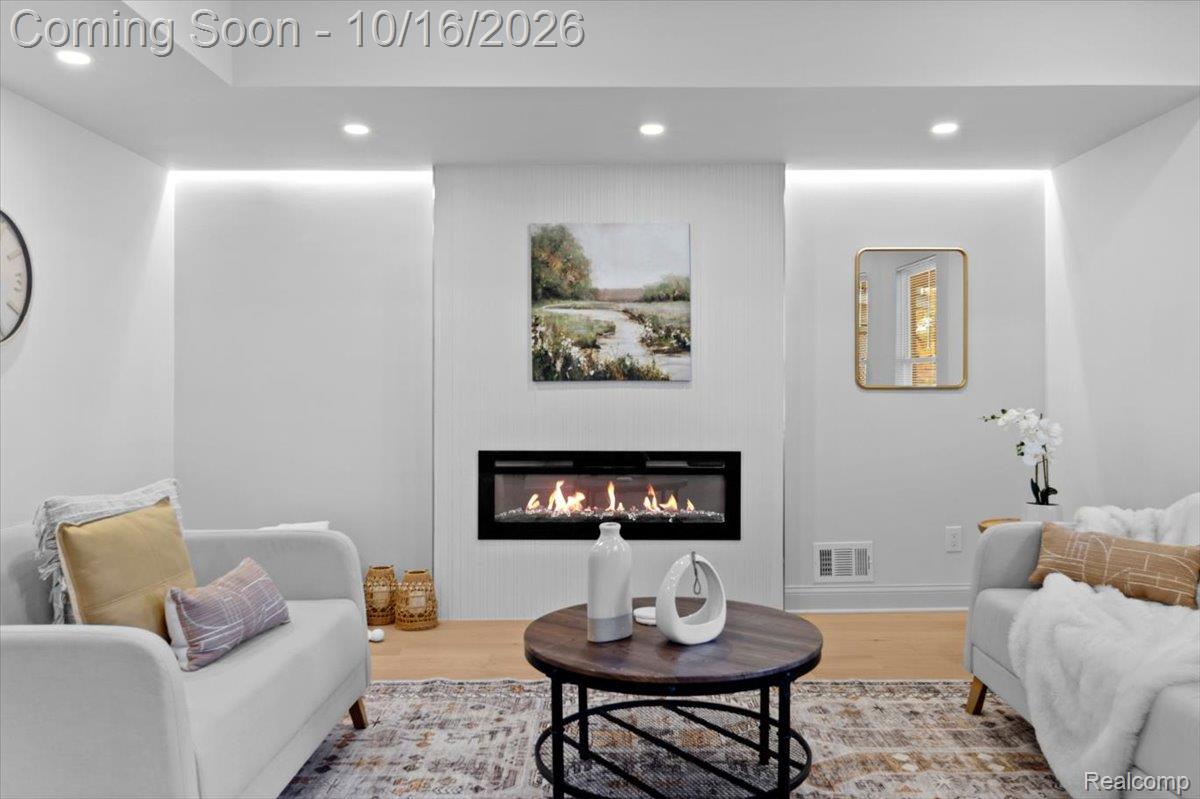 3061 Parker ST
