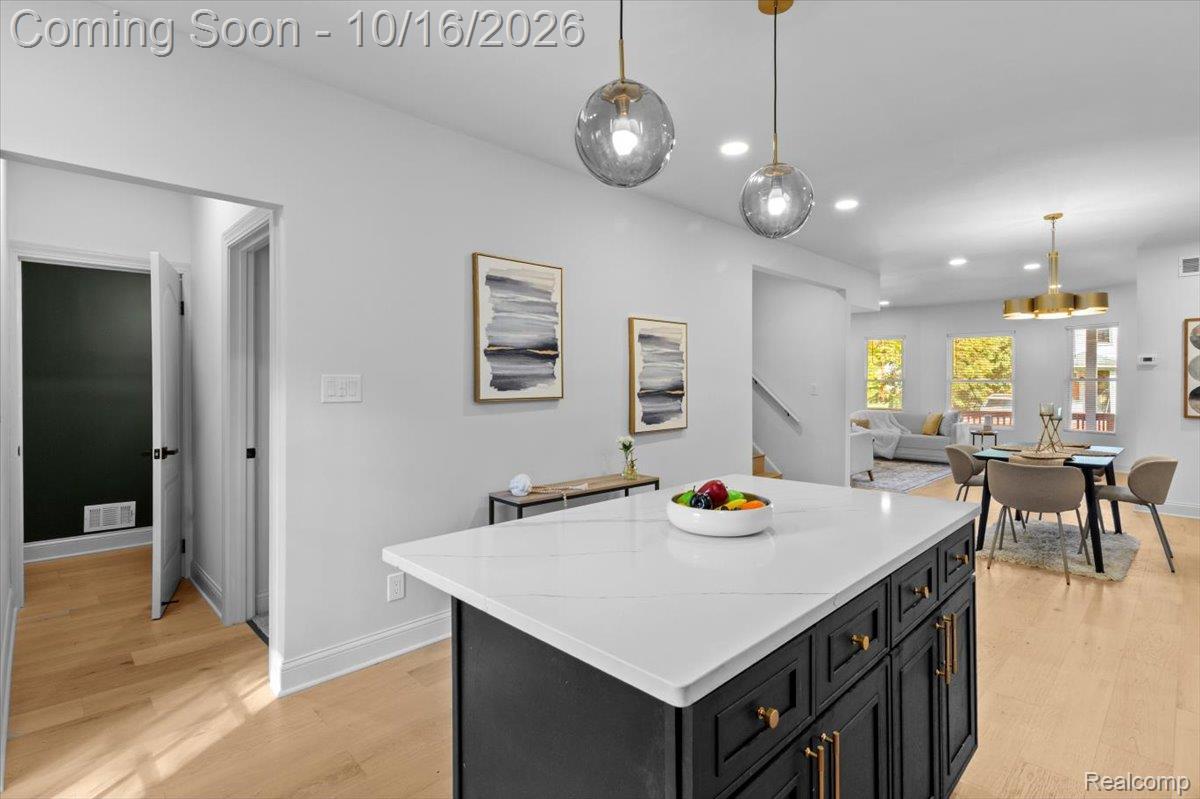 3061 Parker ST