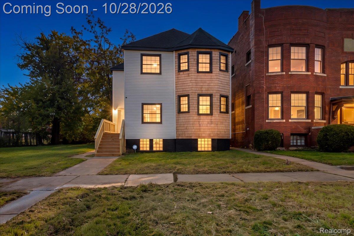 276 Marston ST