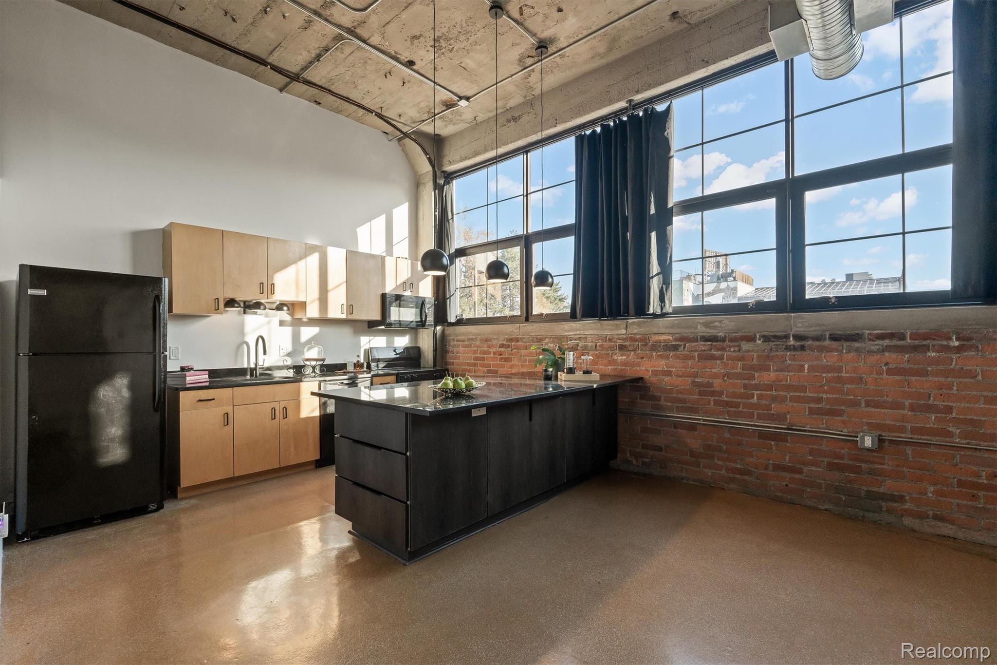 55 W Canfield ST # 104