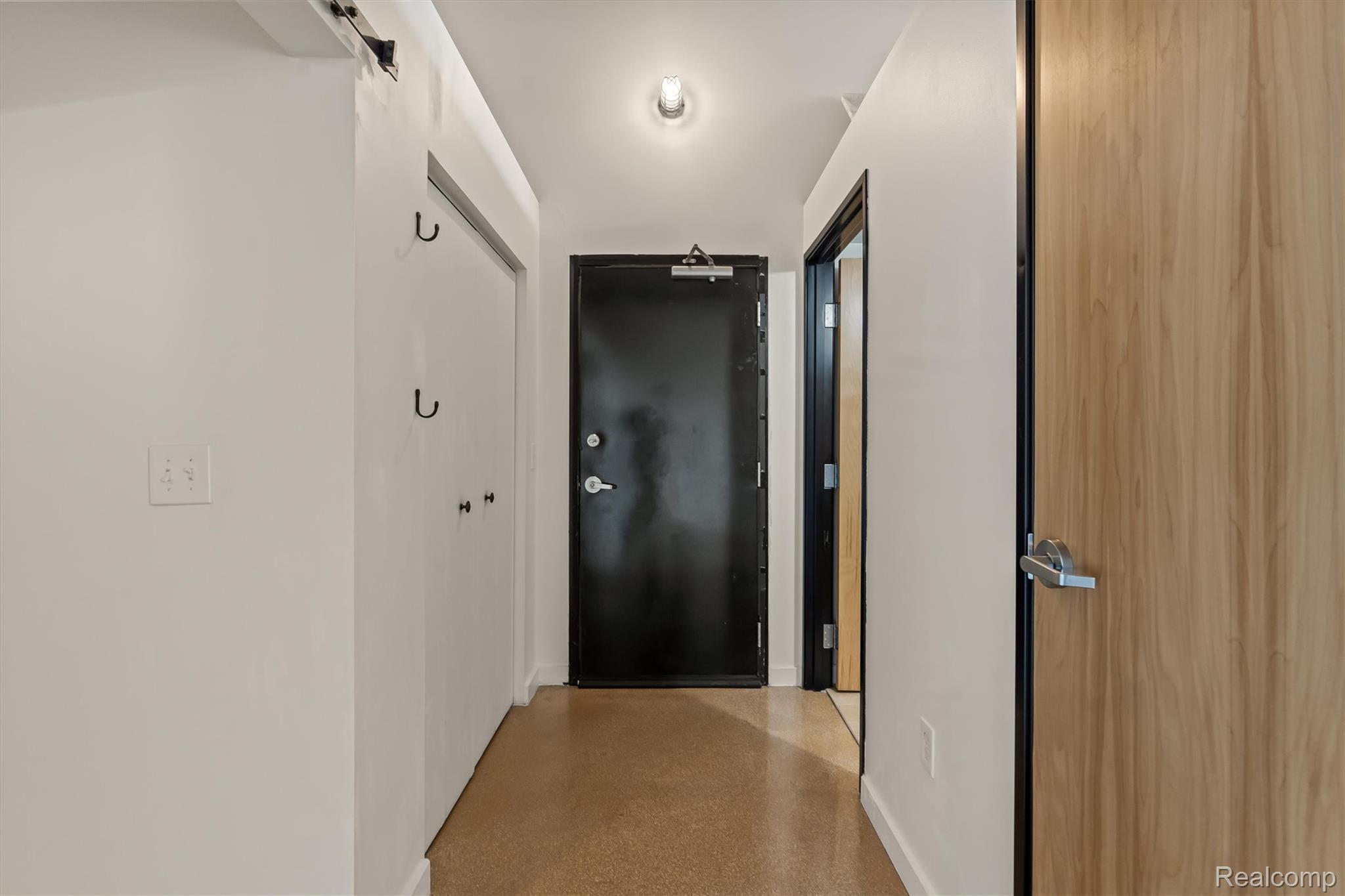 55 W Canfield ST # 104