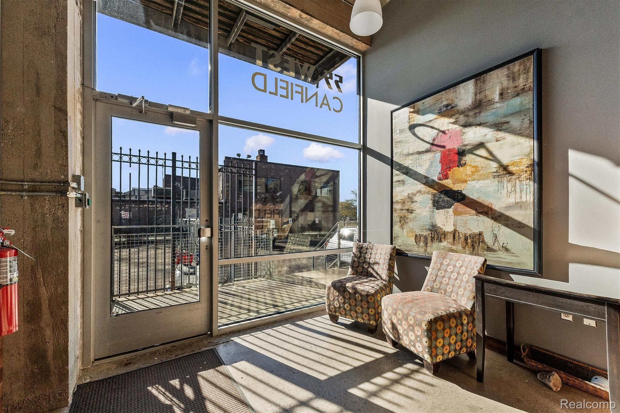 55 W Canfield ST # 104