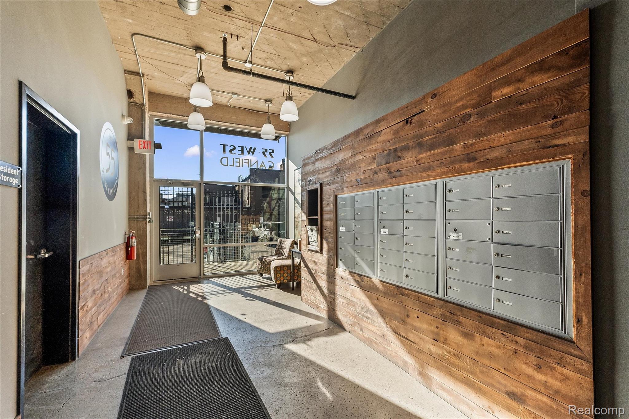 55 W Canfield ST # 104
