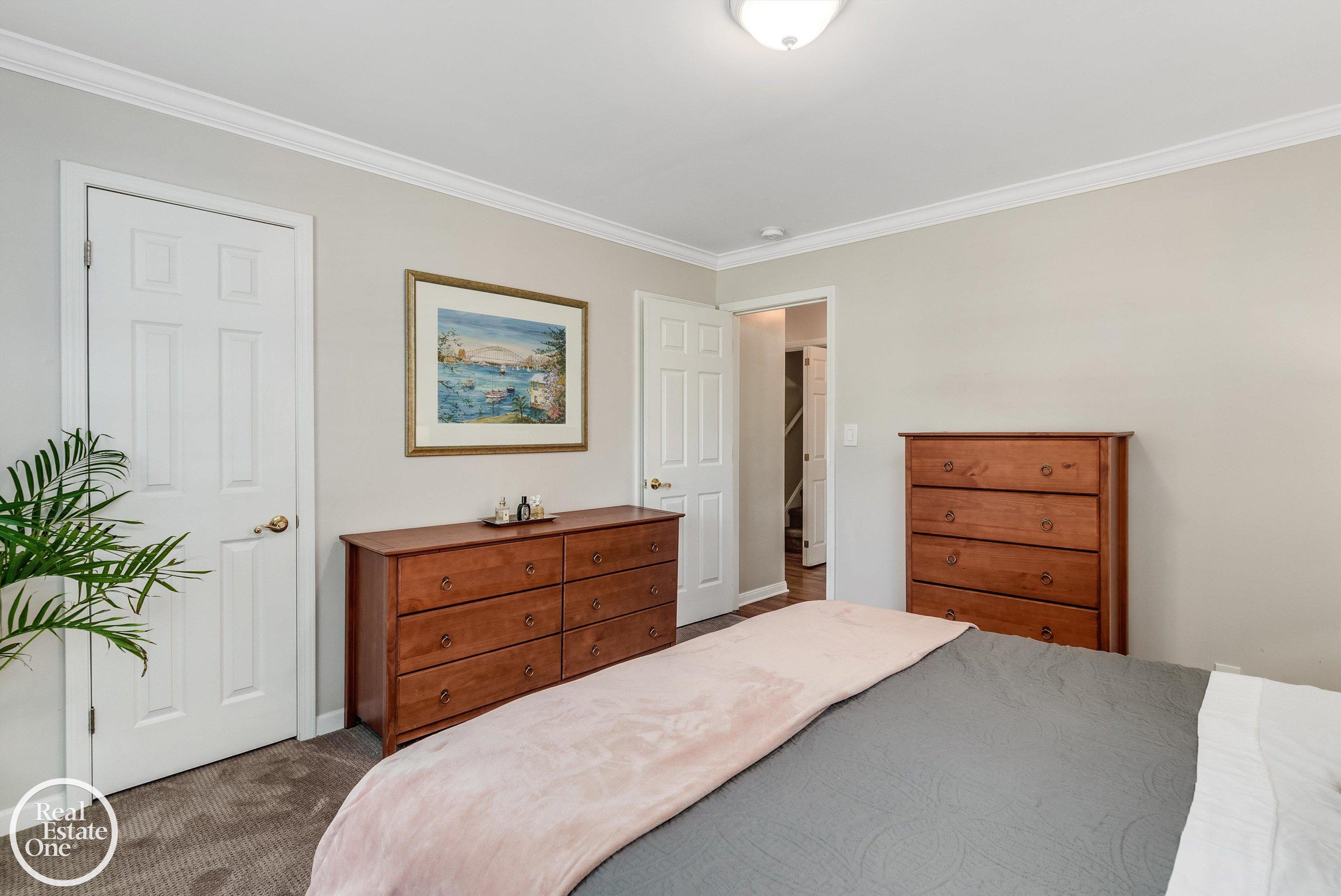 1088 TORREY ROAD