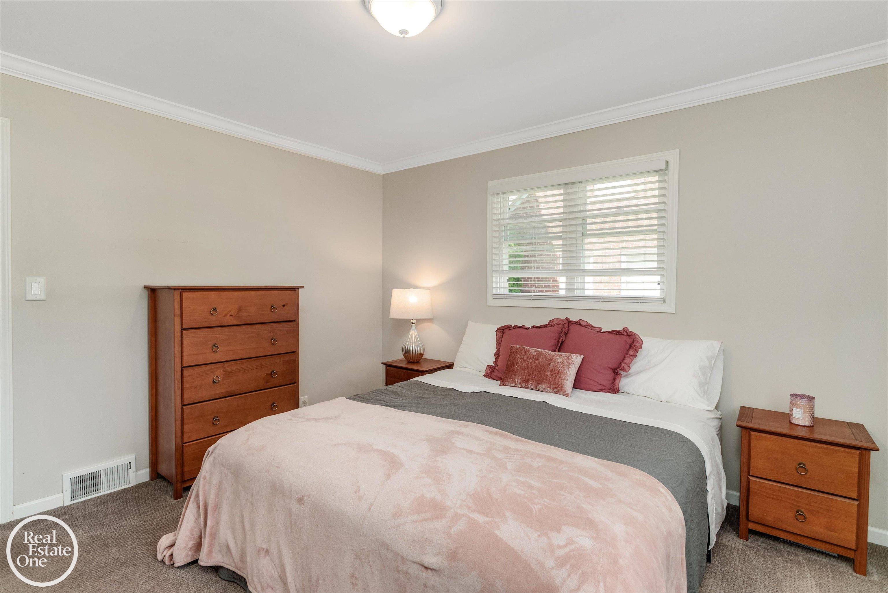 1088 TORREY ROAD