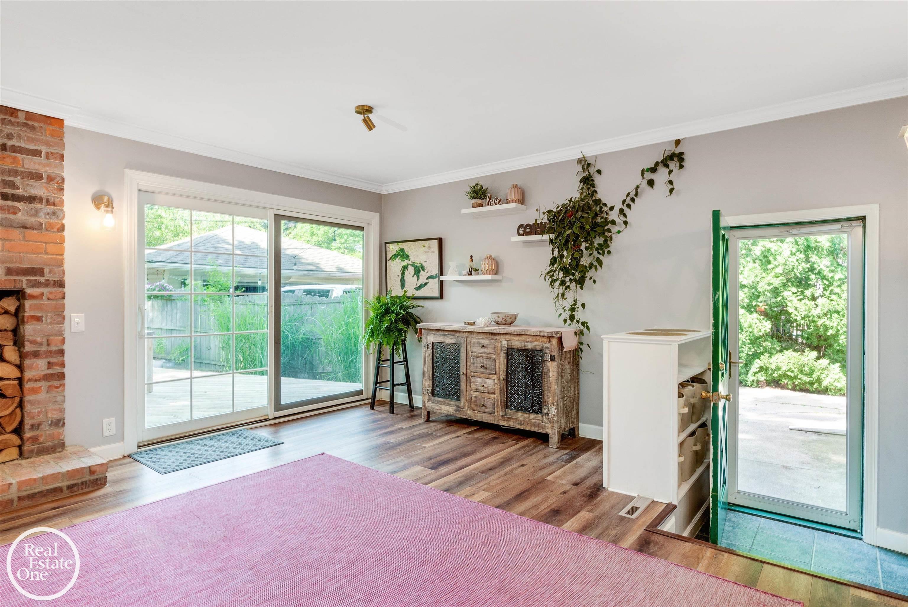 1088 TORREY ROAD
