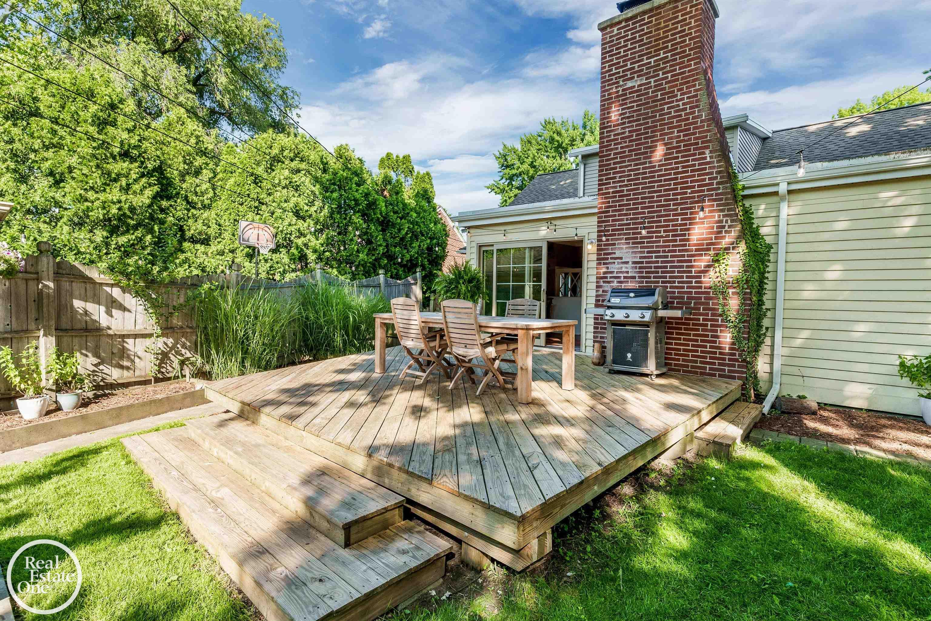 1088 TORREY ROAD