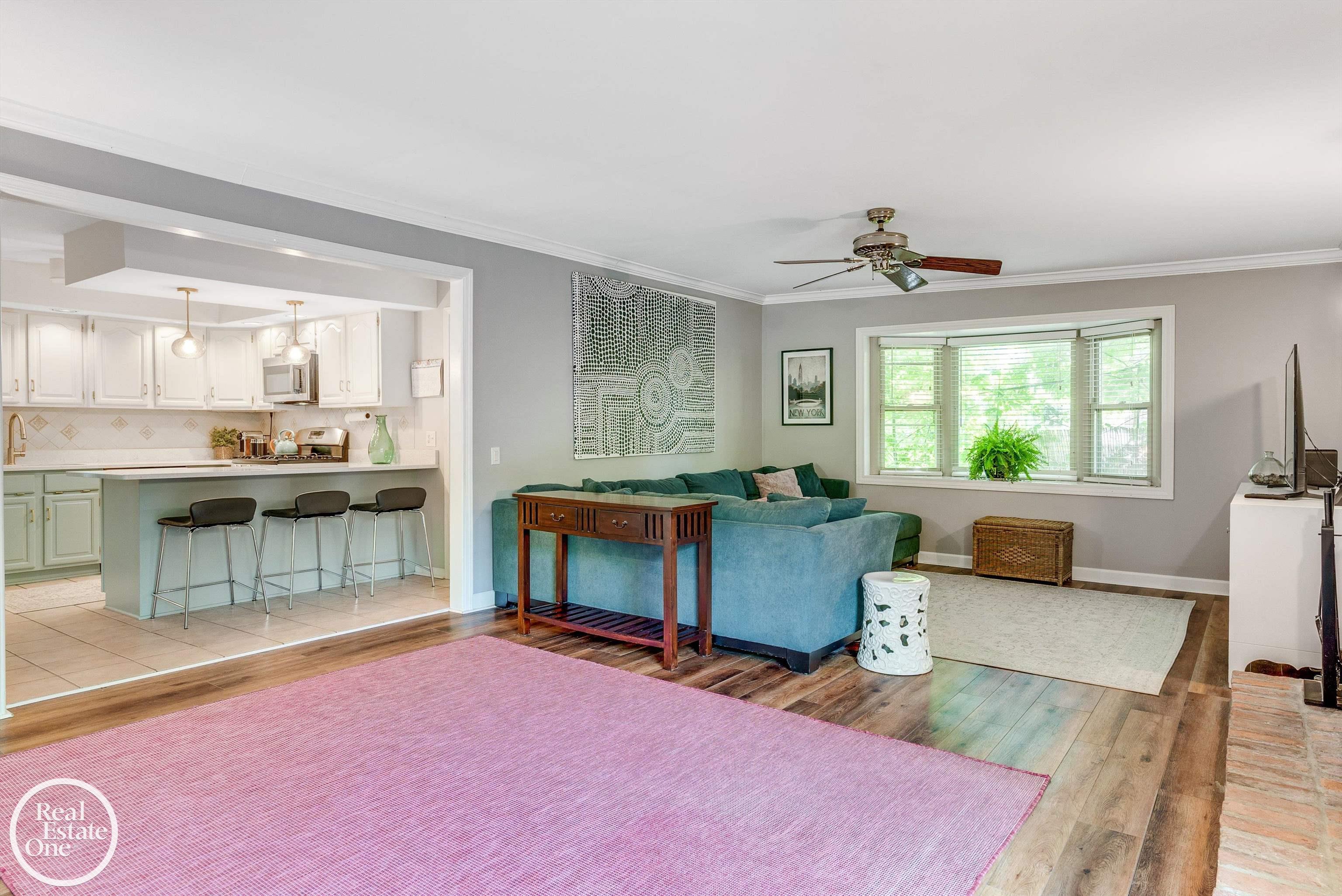 1088 TORREY ROAD