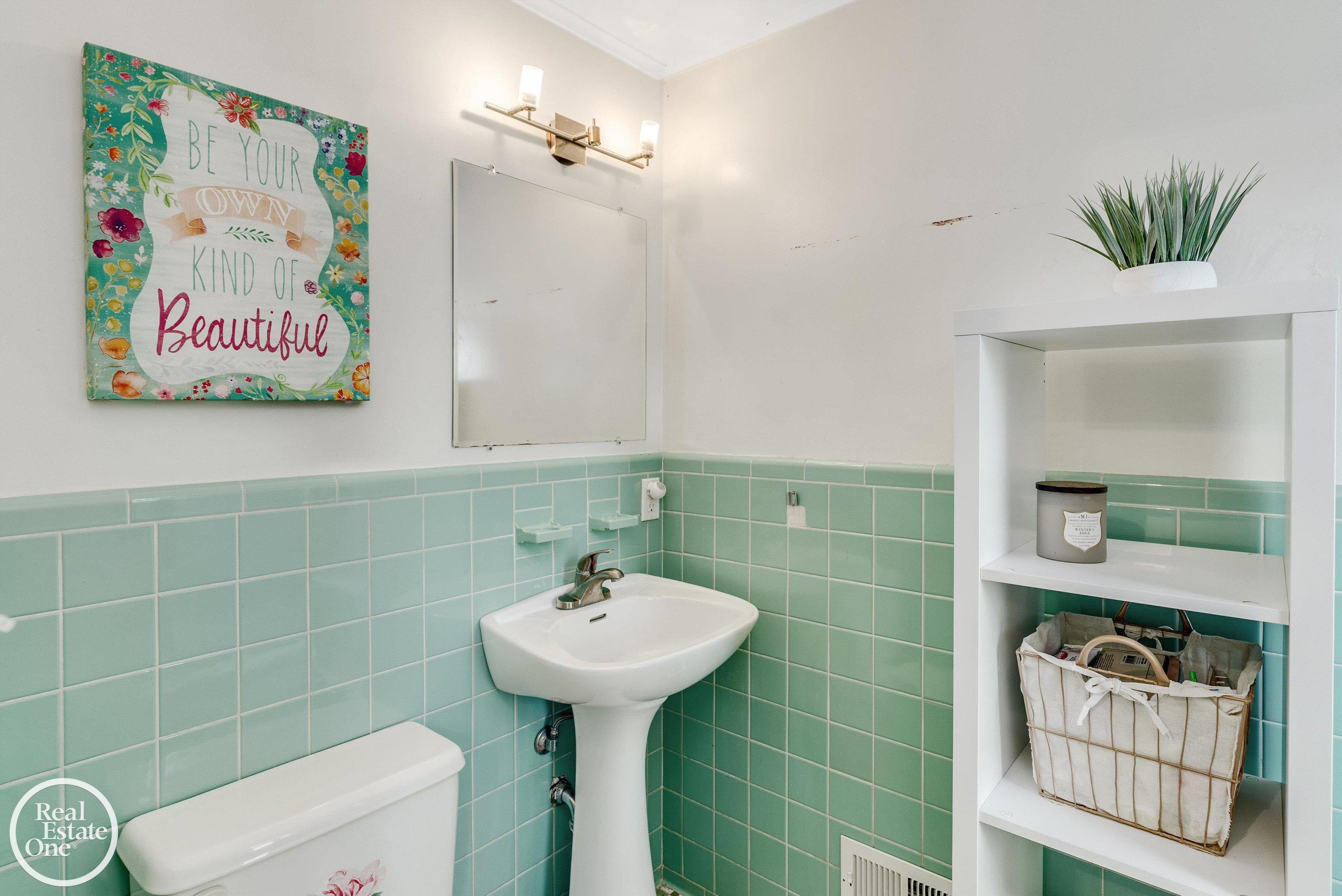 1088 TORREY ROAD
