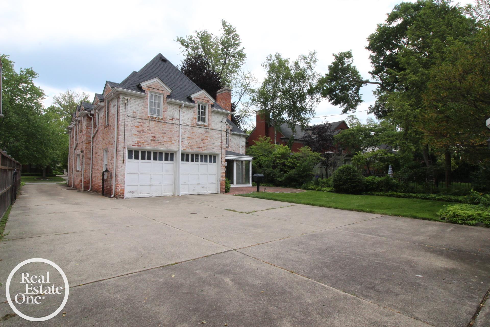 93 Moran RD