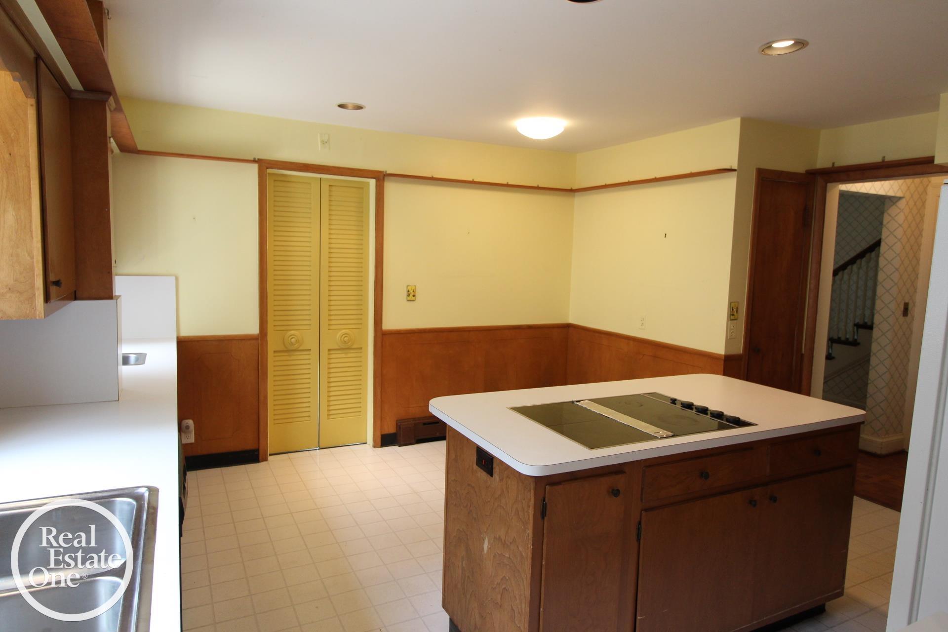 93 Moran RD