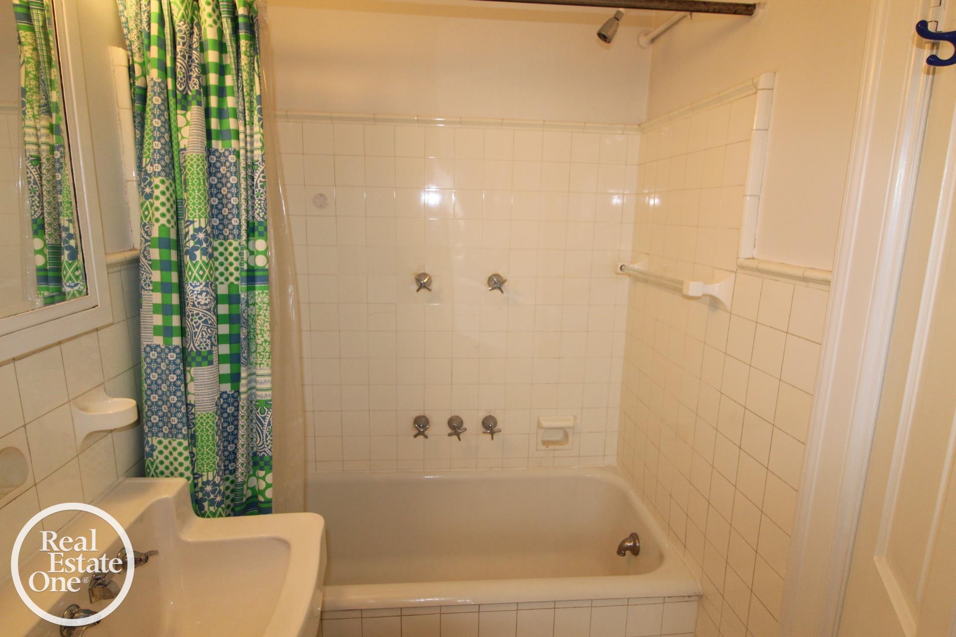 93 Moran RD