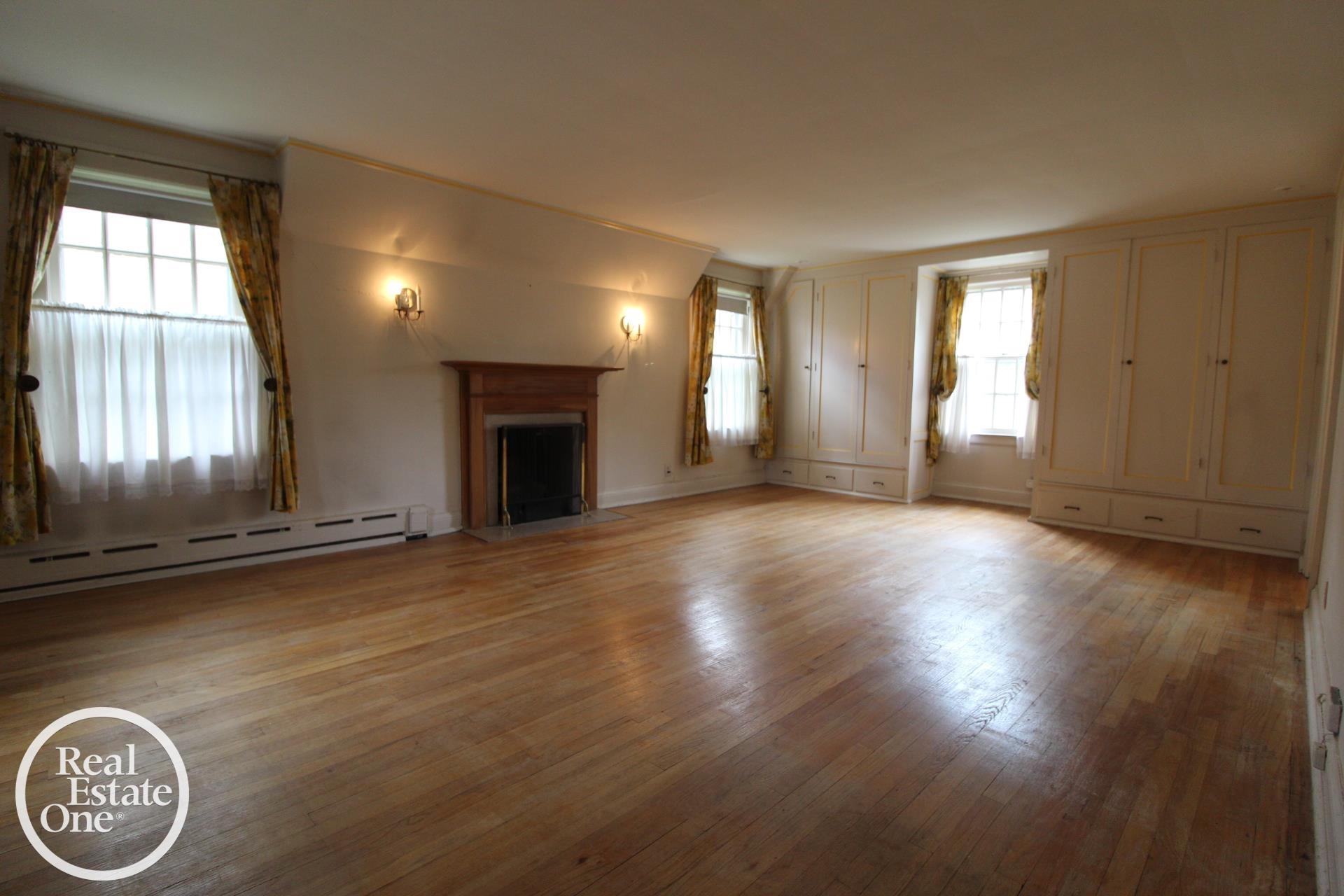 93 Moran RD
