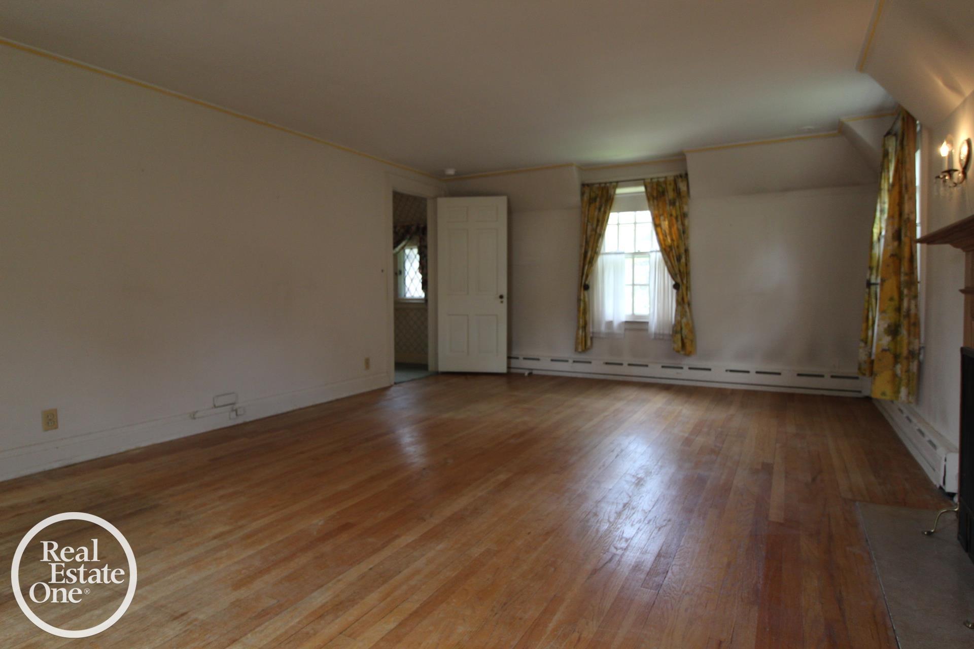 93 Moran RD