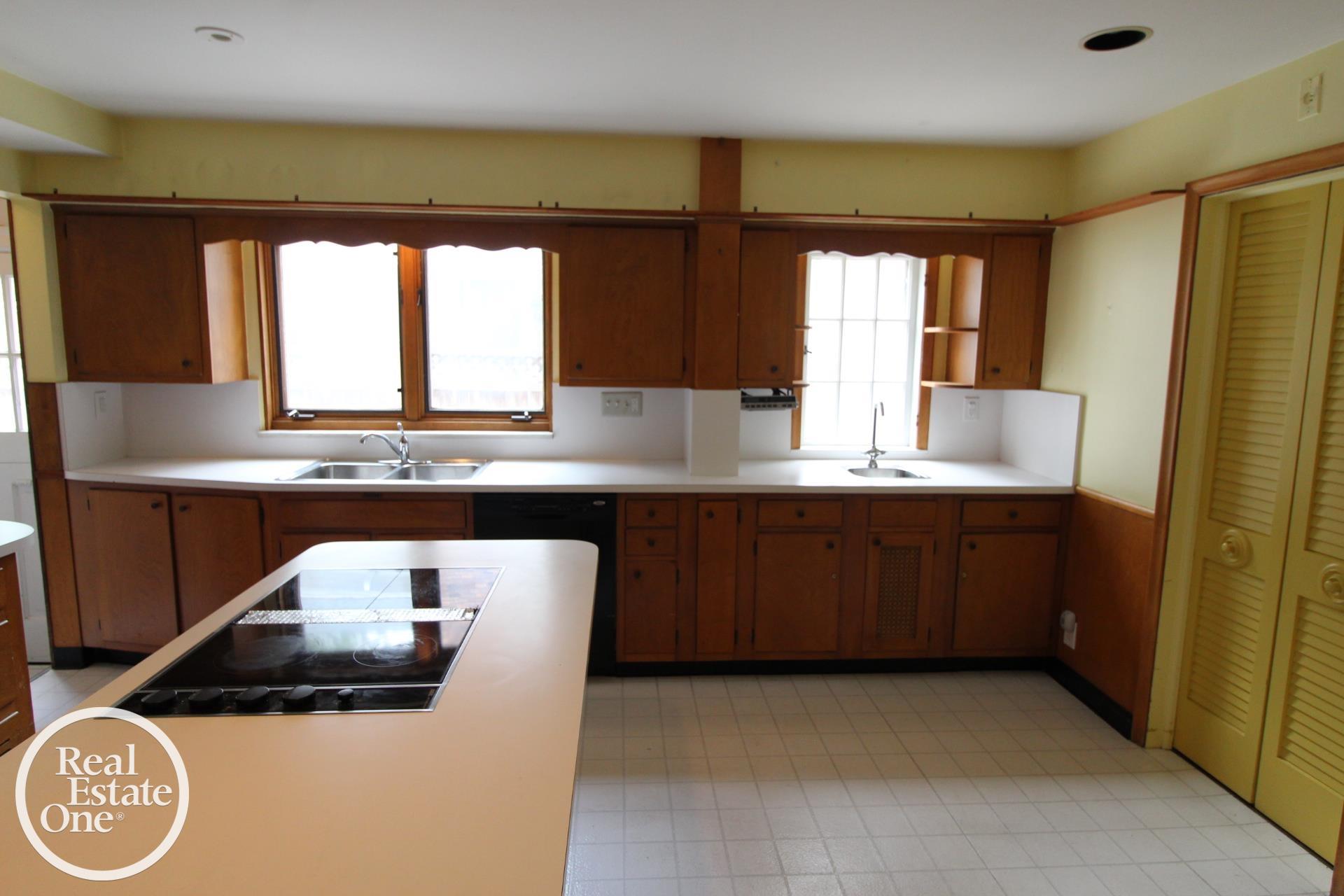 93 Moran RD