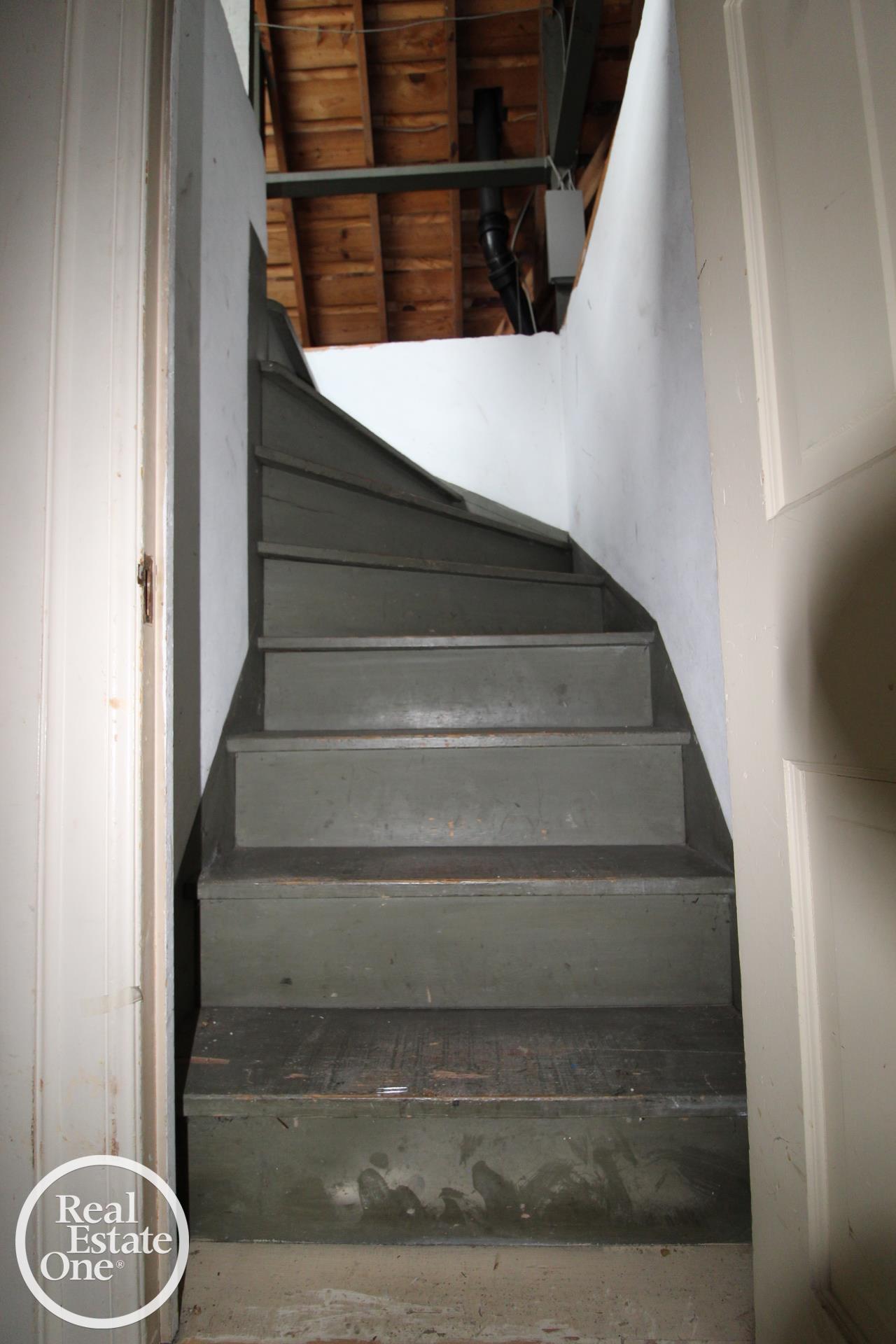 93 Moran RD